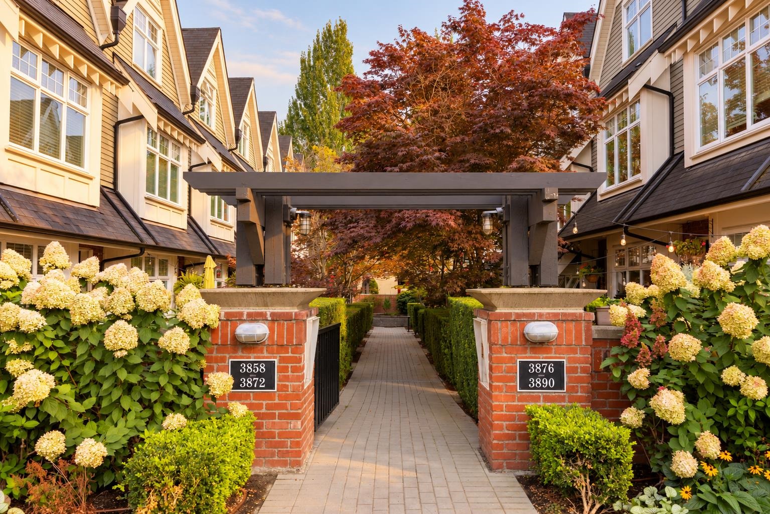 3882 WELWYN STREET, Vancouver BC V5N 3Y9, R3169683, BC,