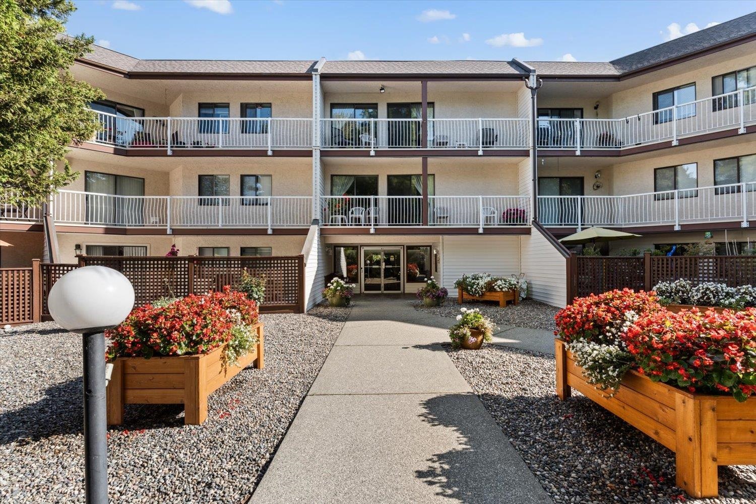 301 12890 17 AVENUE, R3169719, BC,