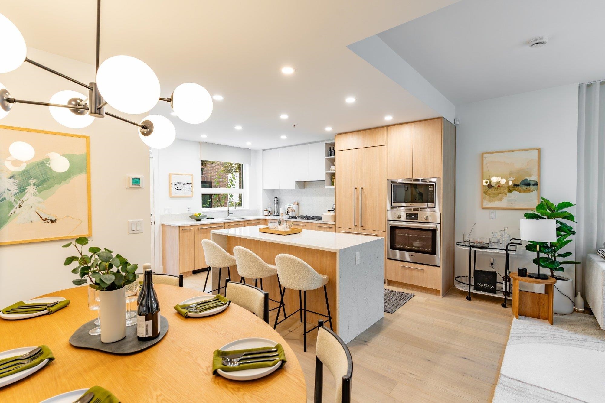 140 2050 GLENAIRE DRIVE, R3169776, BC,