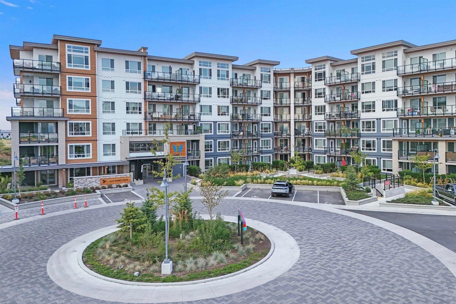 402 2499 RABBIT DRIVE, R3169992, BC,