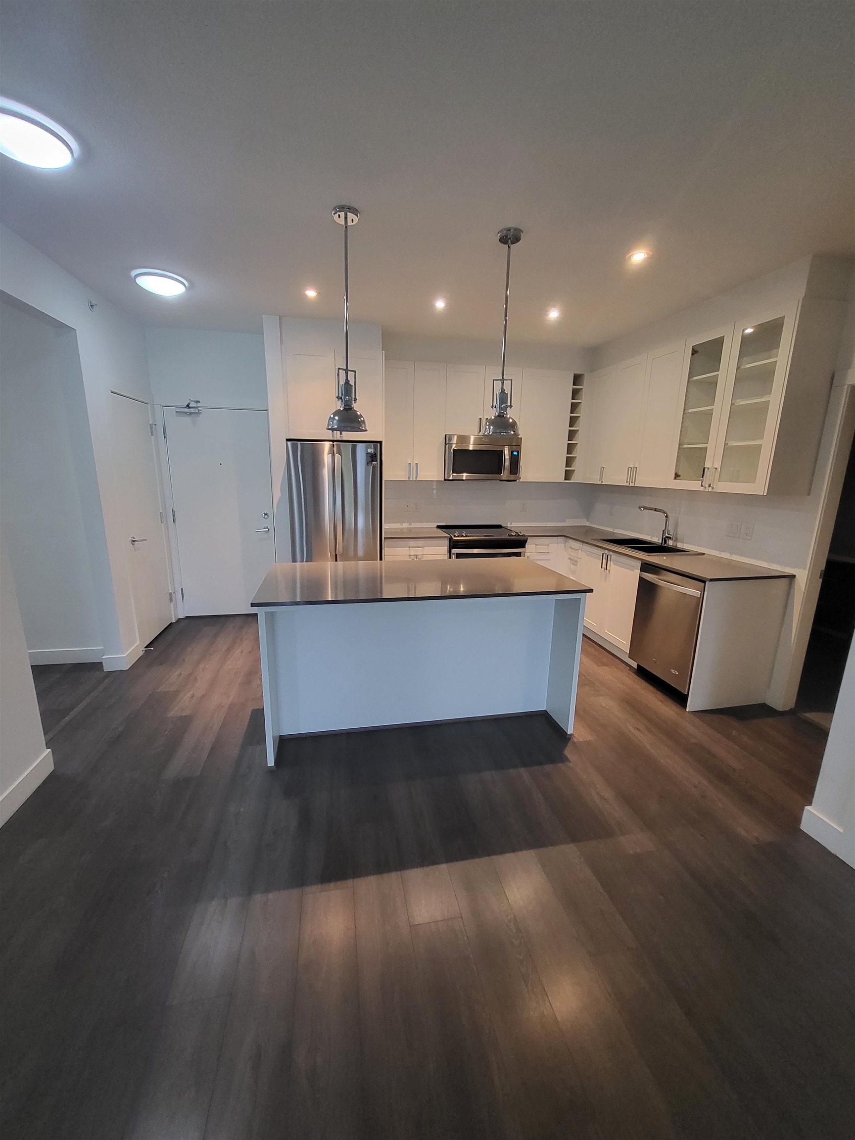 402 16398 AVENUE 64 AVENUE, R3170042, BC,