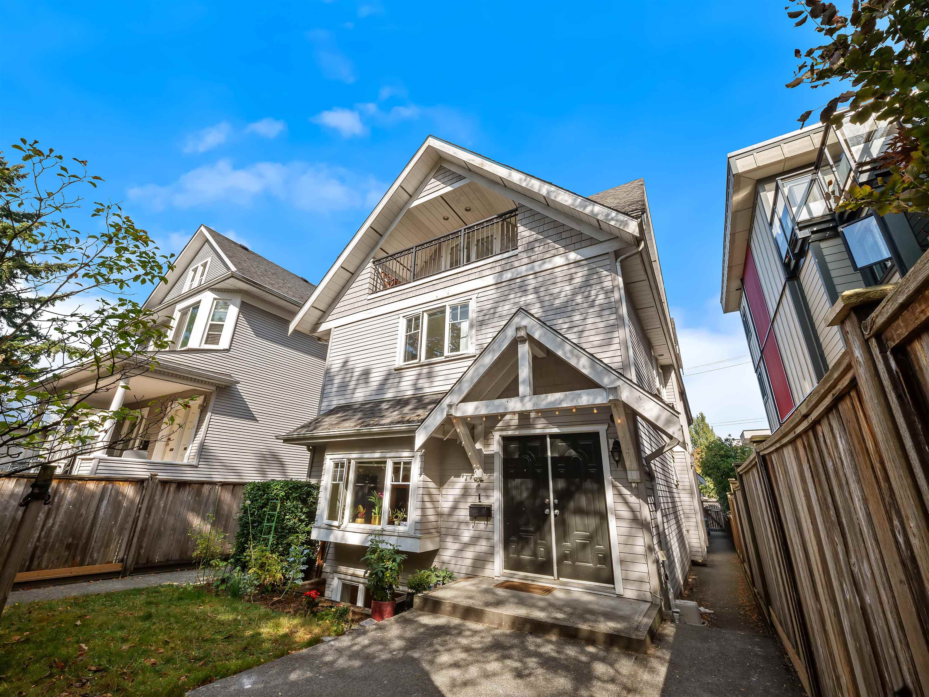 533 E 8TH AVENUE, Vancouver BC V5T 1S9, R3170048, BC,