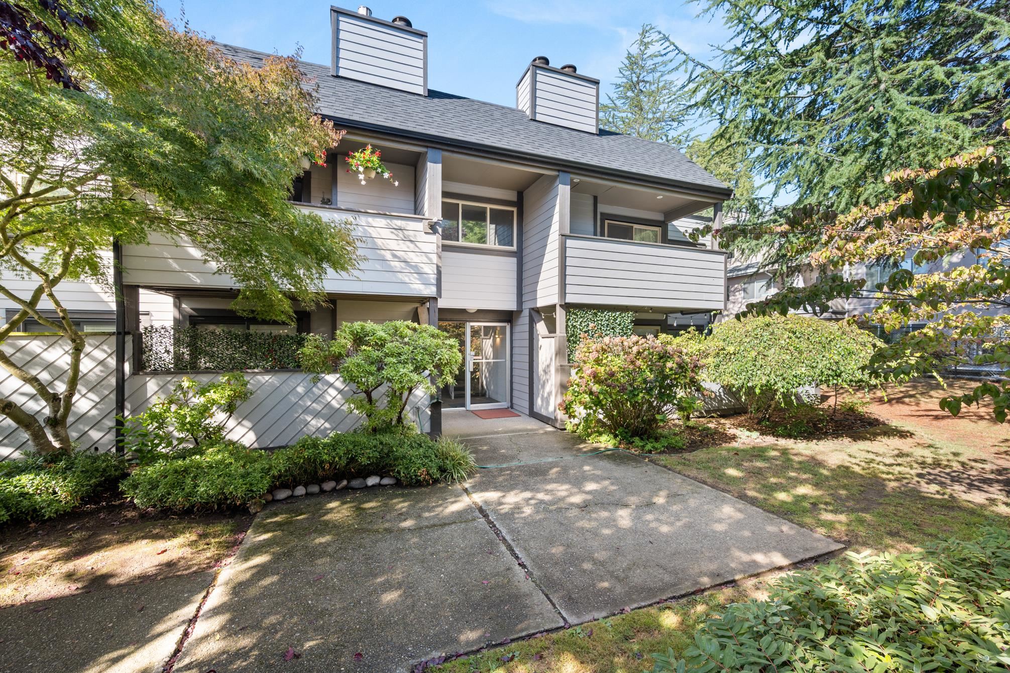 253 5421 10TH AVENUE, R3170080, BC,