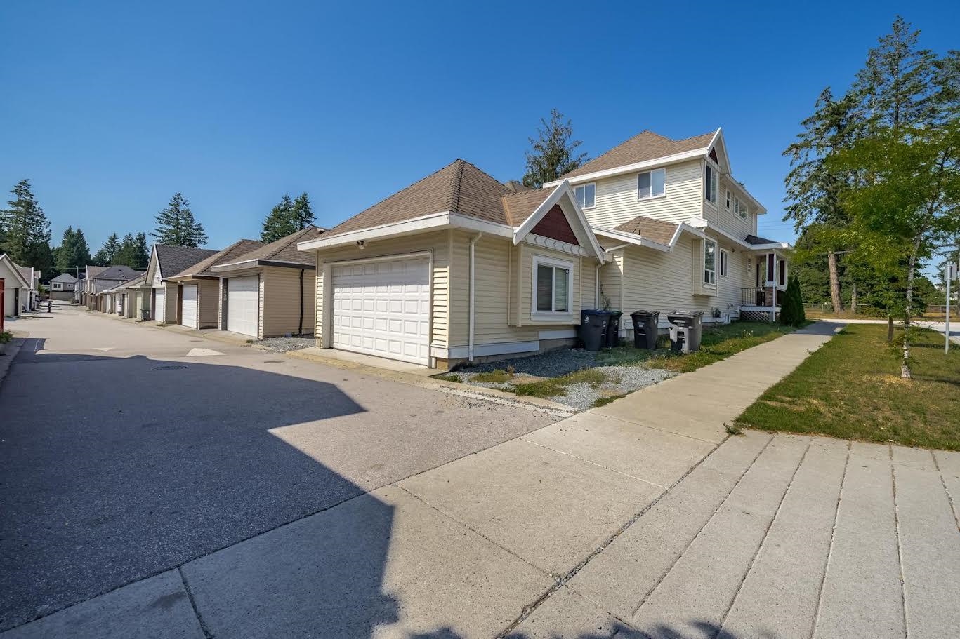 Upper 12898 60TH AVE, R3170099, BC,