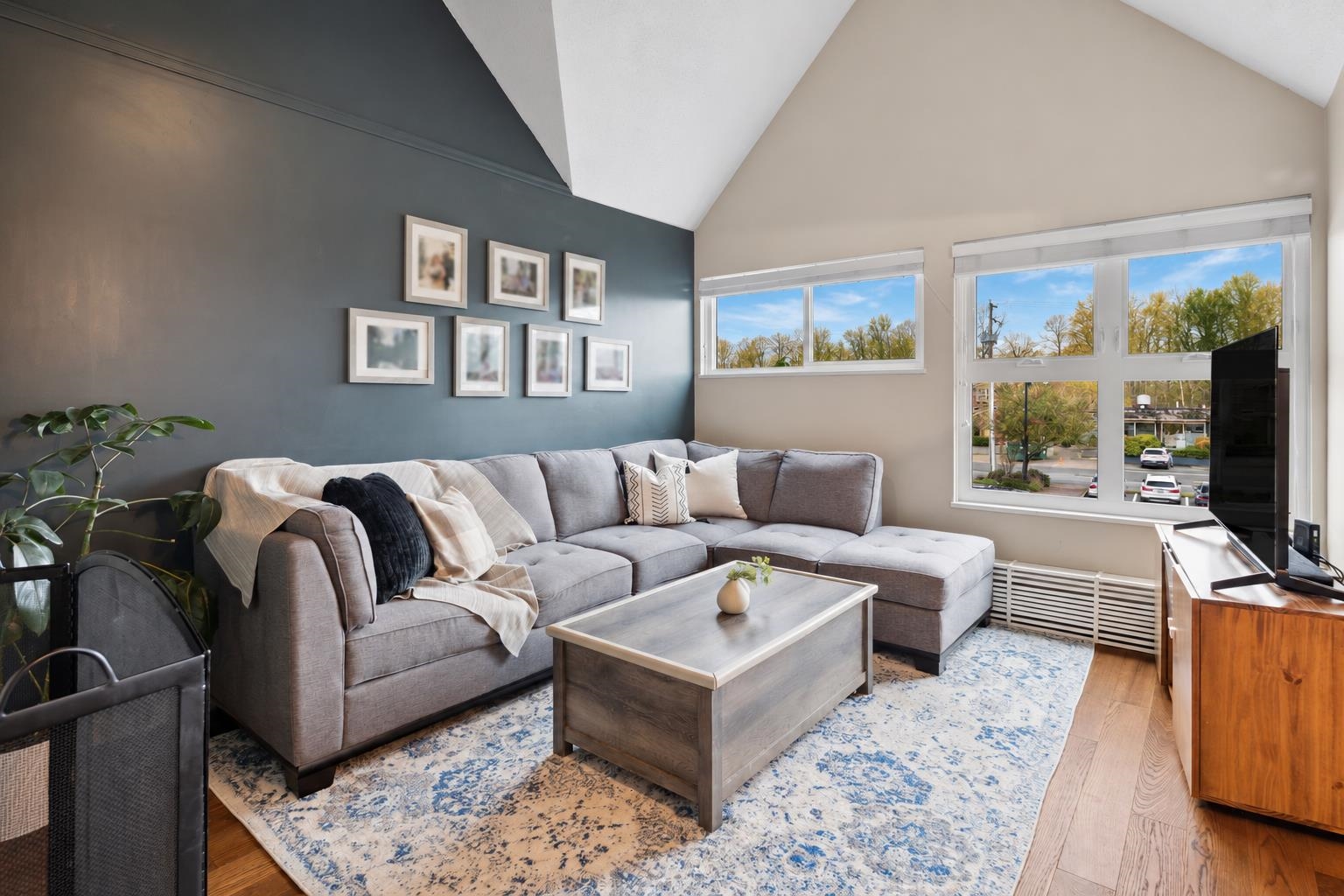10 4925 ELLIOTT STREET, R3170178, BC,