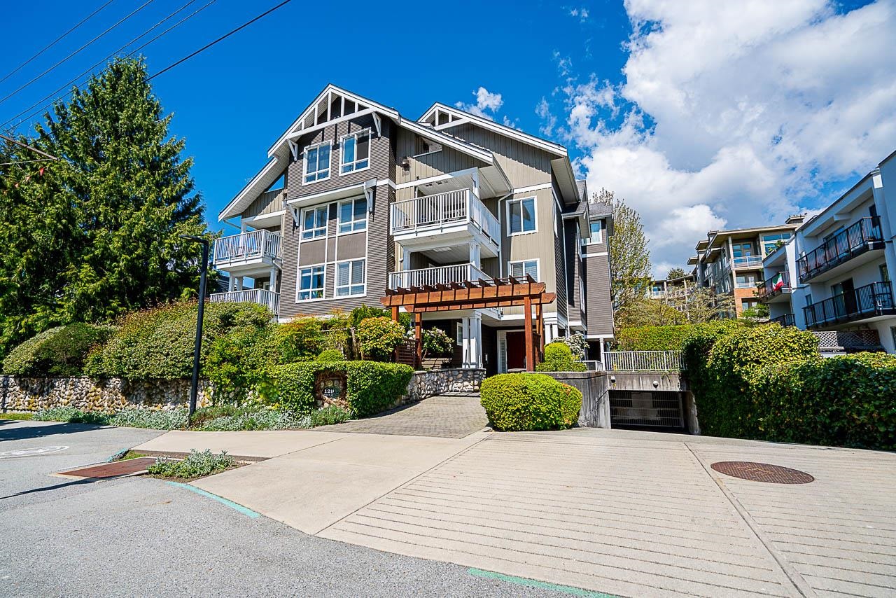 302 128 21ST STREET, R3170213, BC,
