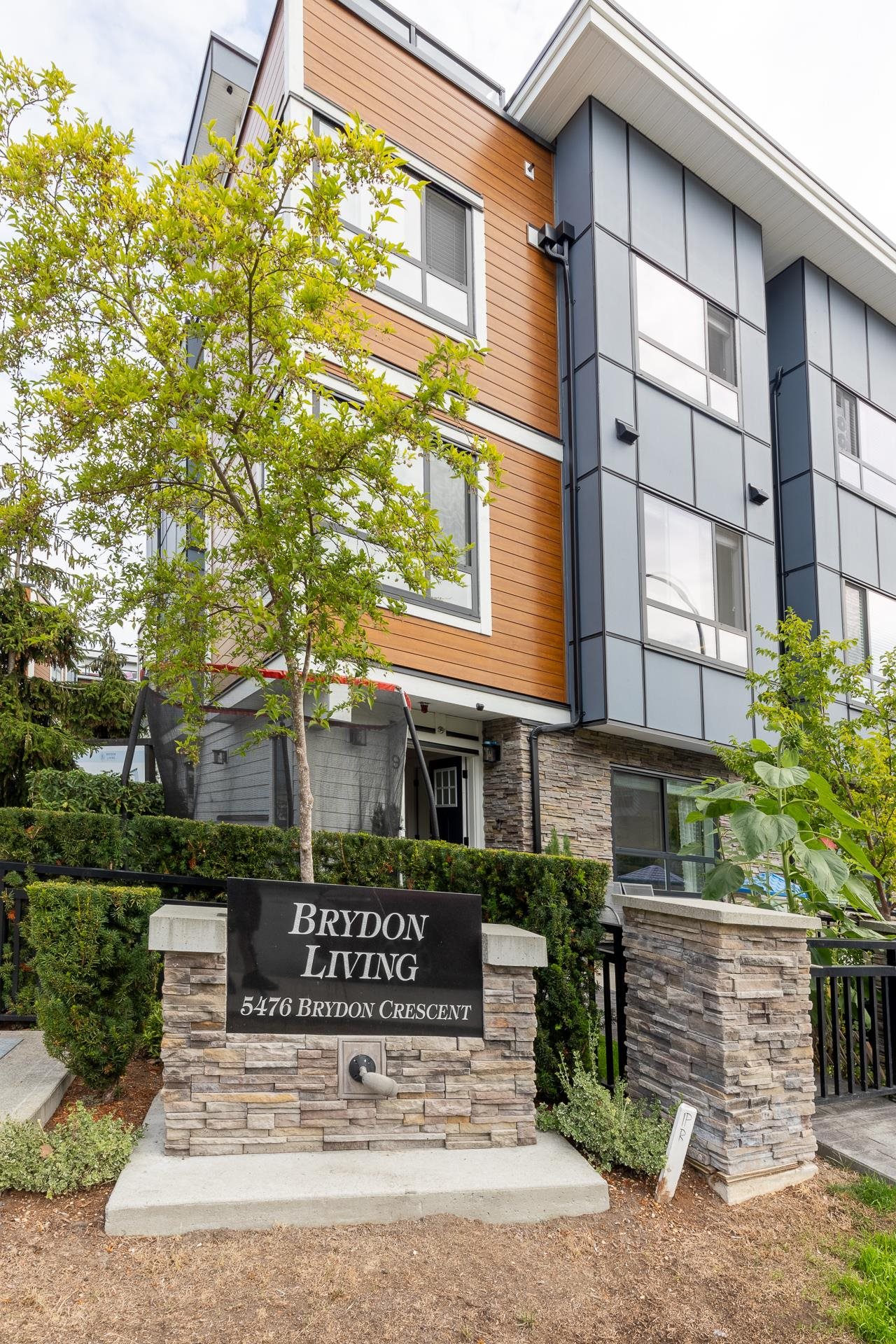 9 5476 BRYDON CRESCENT, R3170248, BC,