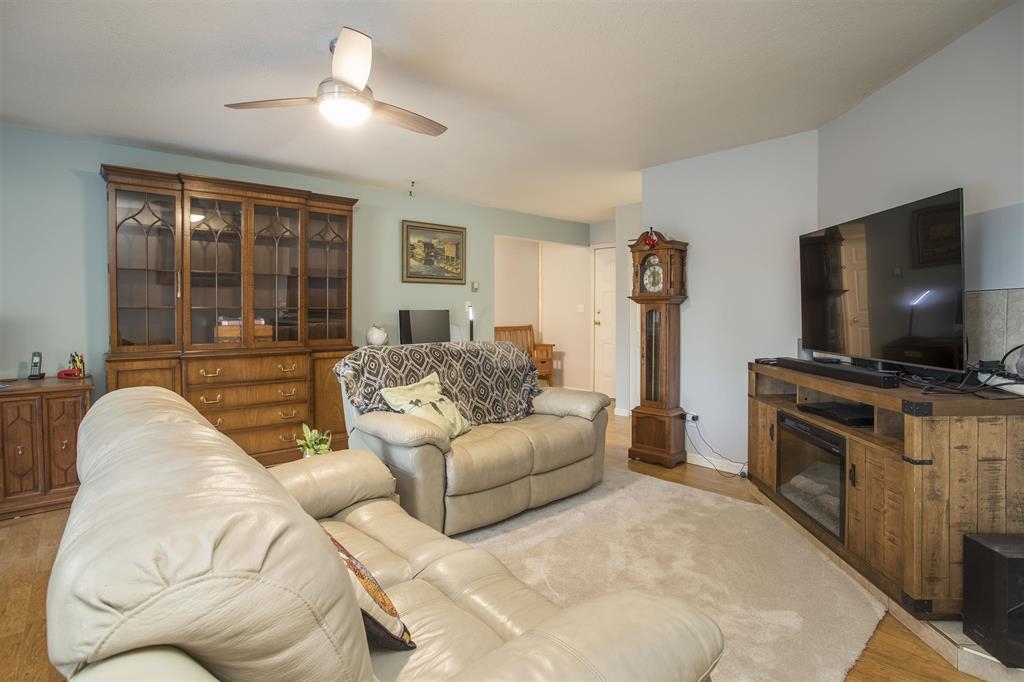 Main-9890 LYNDHURST STREET, Burnaby BC V3J 1G1, R3170338, BC,