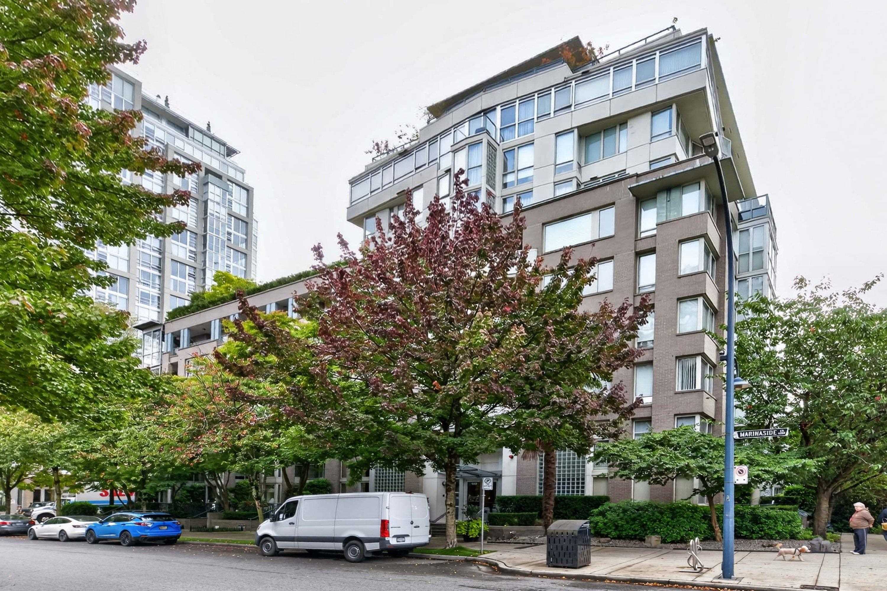 TH108 1288 MARINASIDE CRESCENT, R3170359, BC,