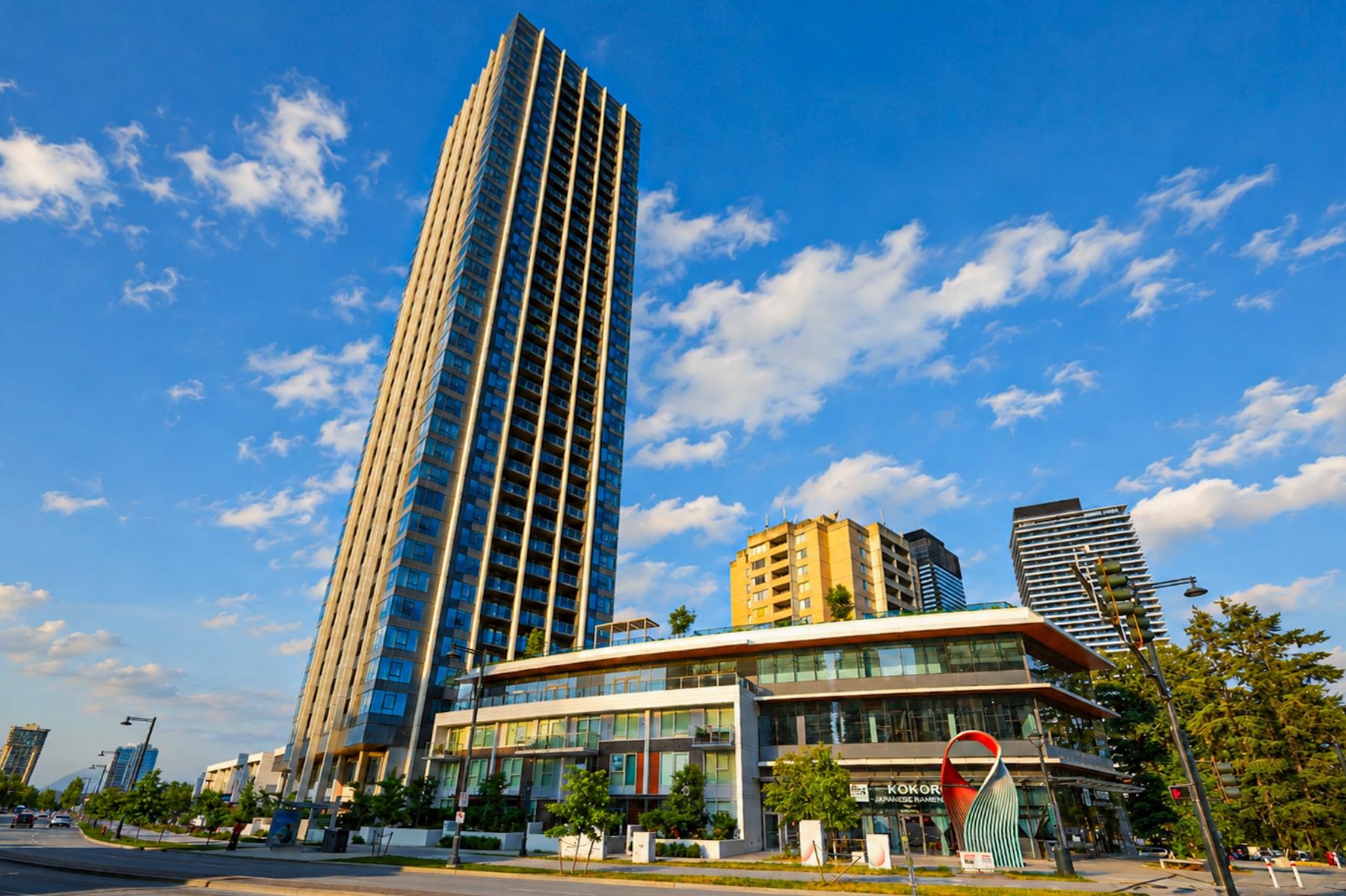 2410 10448 UNIVERSITY DRIVE, R3170380, BC,
