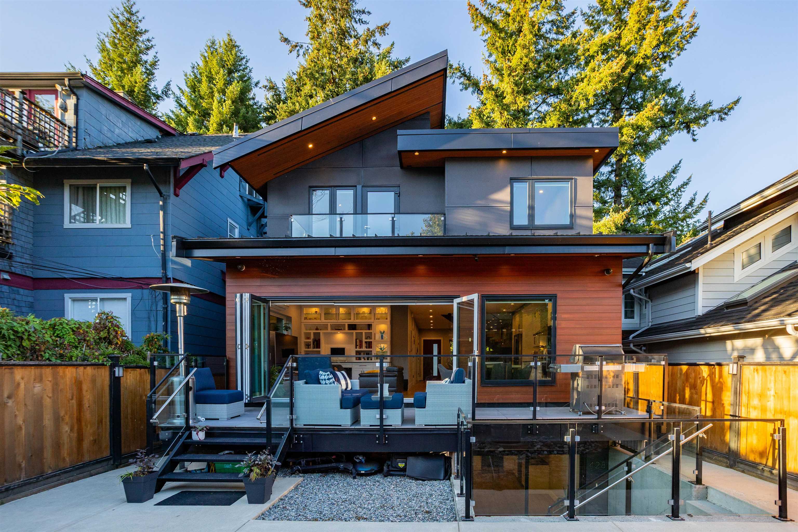 426 W 17TH AVENUE, Vancouver BC V5Y 2A2, R3170469, BC,
