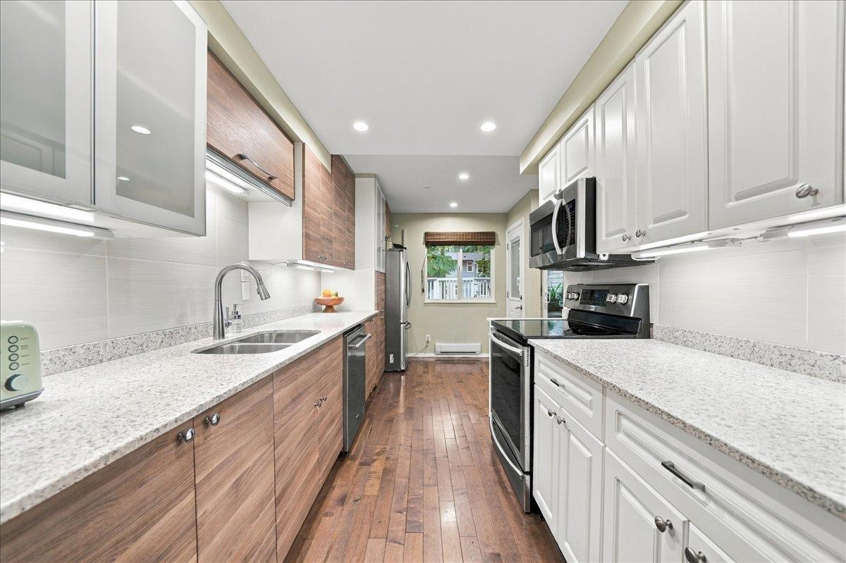 5 1240 FALCON DRIVE, R3170507, BC,