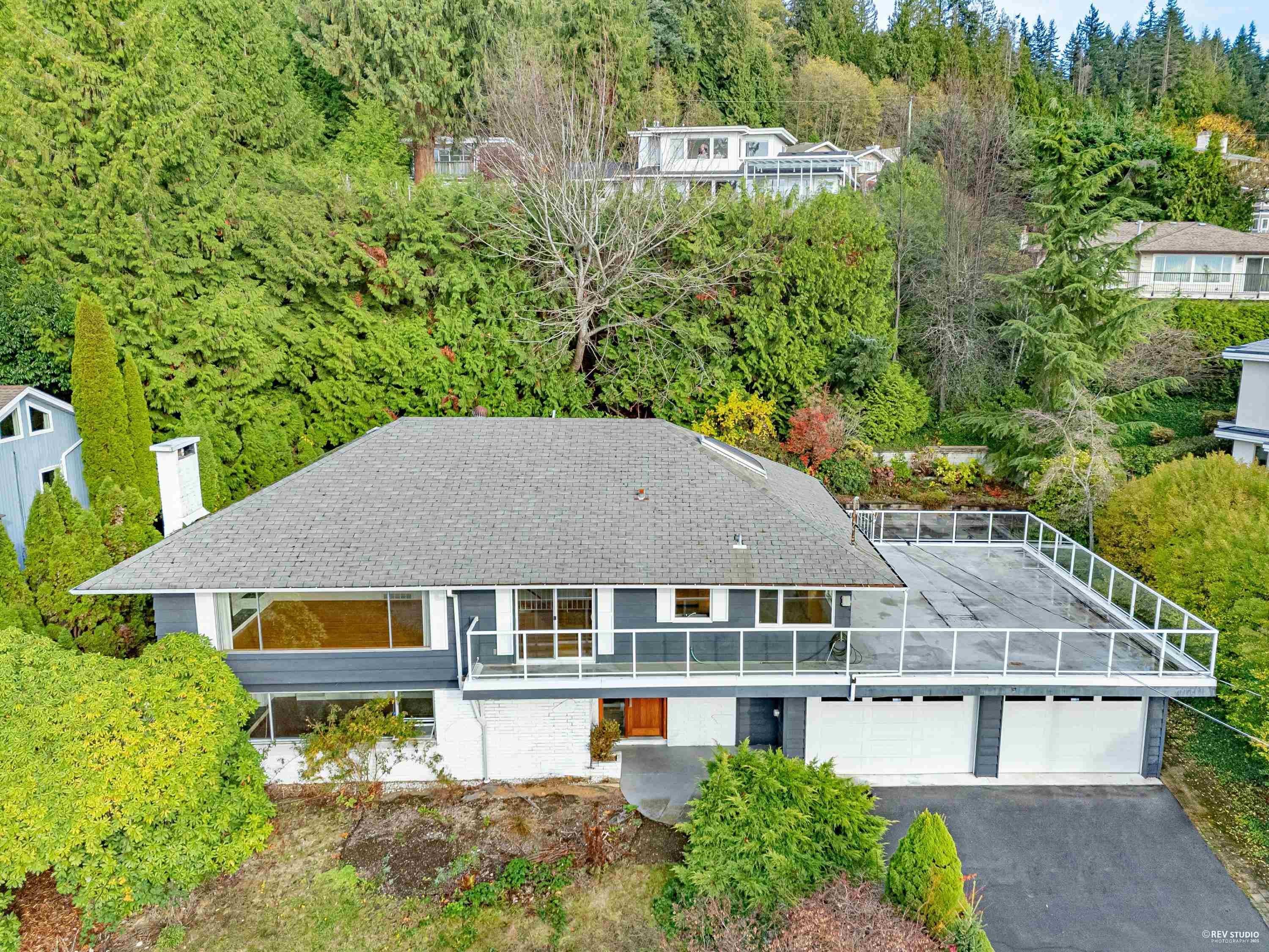 2615 SKILIFT PLACE, West Vancouver BC V7S 2T6, R3170539, BC,