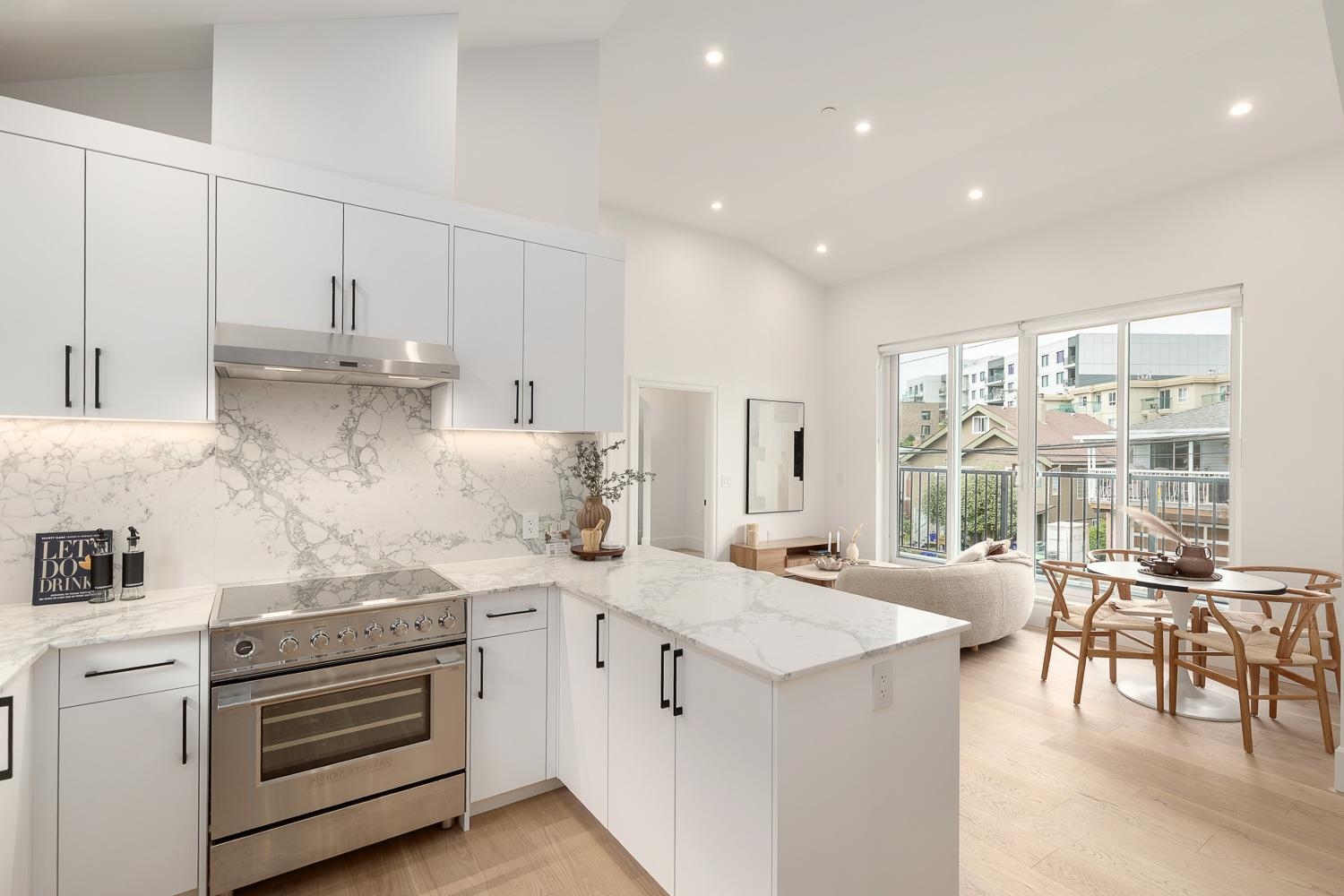 849 E 19TH AVENUE, Vancouver BC V5V 1K6, R3170620, BC,
