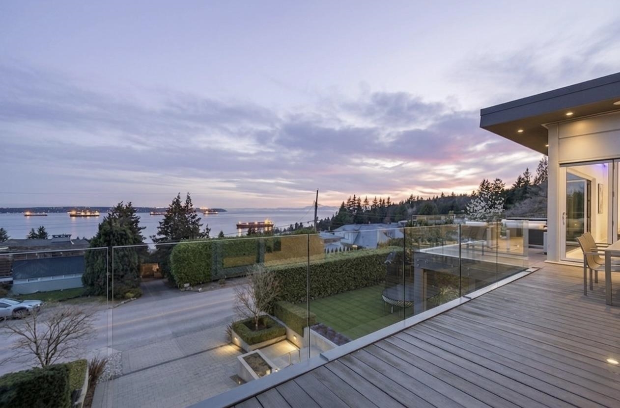 3305 WESTMOUNT ROAD, West Vancouver BC V7V 3G5, R3170661, BC,
