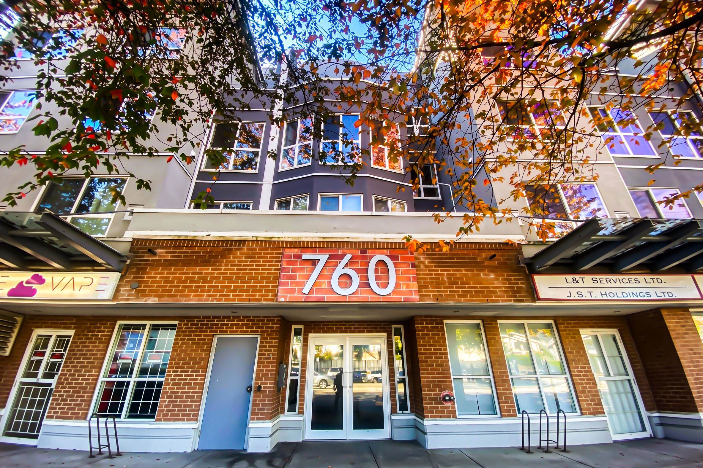 PH10 760 KINGSWAY, R3170750, BC,