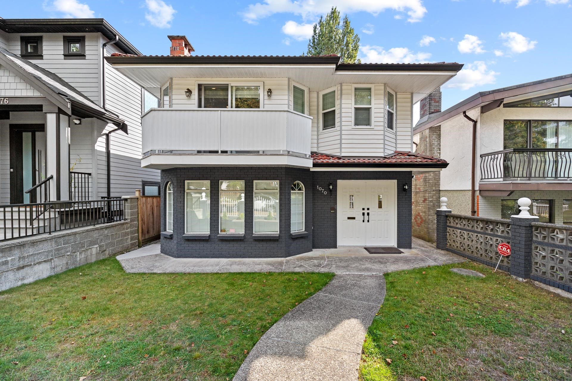 1070 E 40TH AVENUE, Vancouver BC V5W 1M4, R3170764, BC,