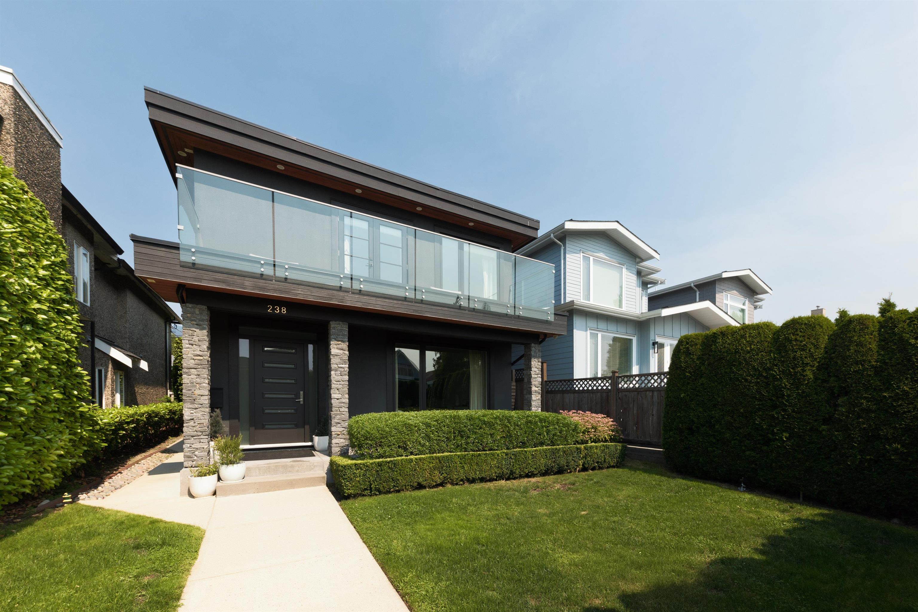 238 E 19TH STREET, North Vancouver BC V7L 2Z2, R3170855, BC,