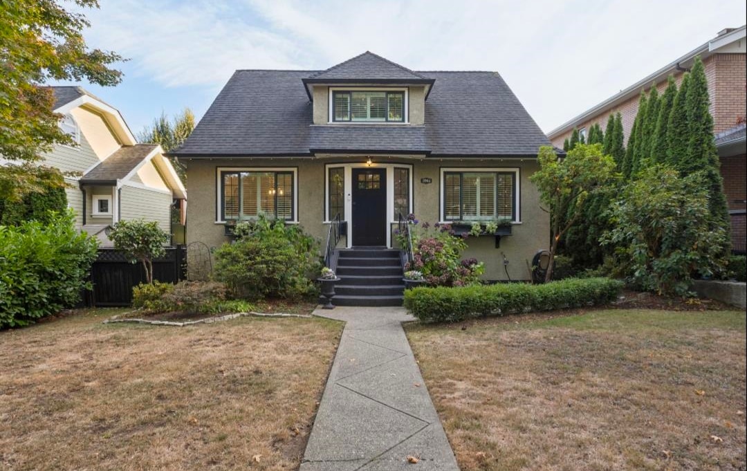 3964 DUNDAS STREET, Burnaby BC V5C 1A5, R3170892, BC,