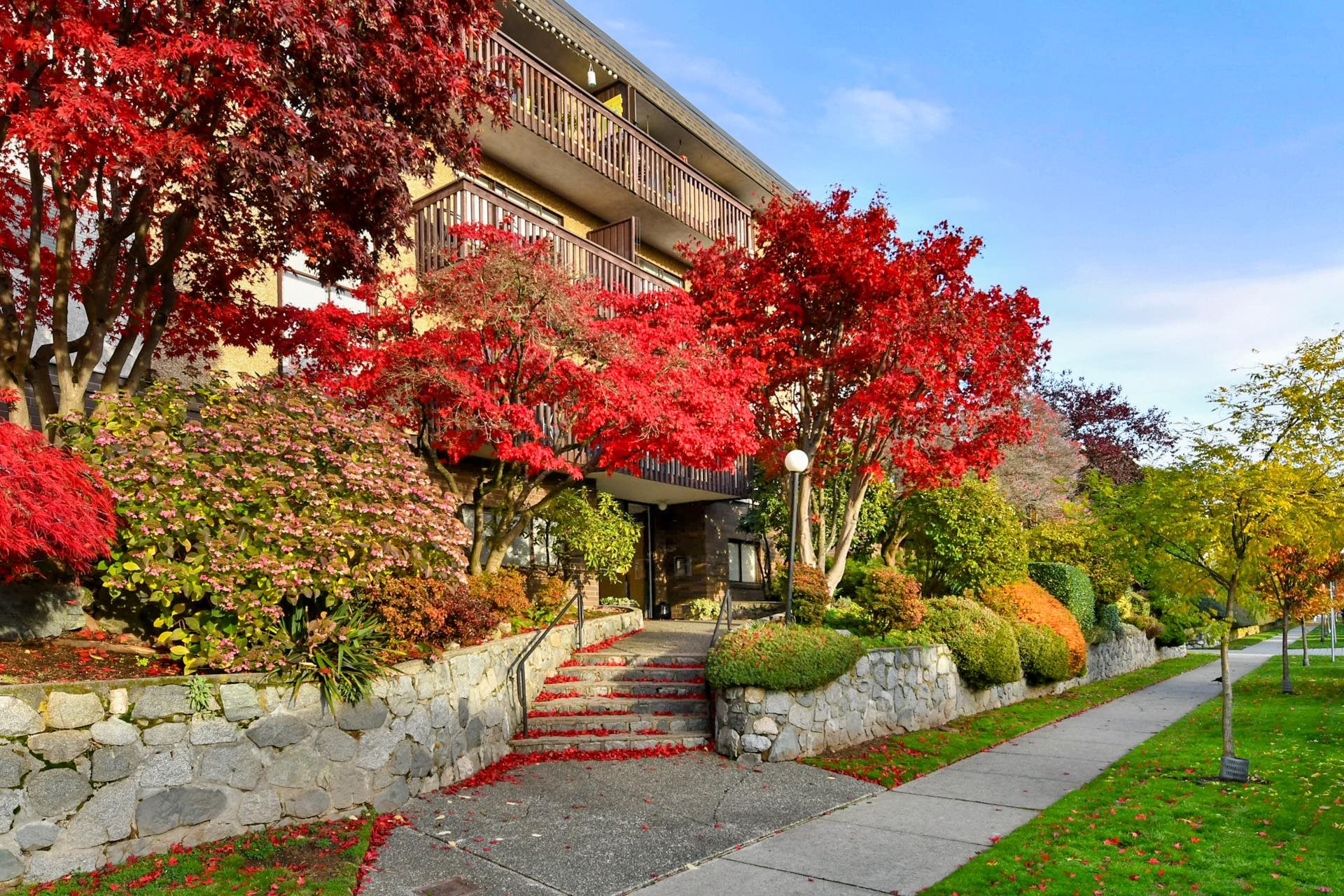 MLS® listing #R3171016 for sale located at 410 120 4TH STREET