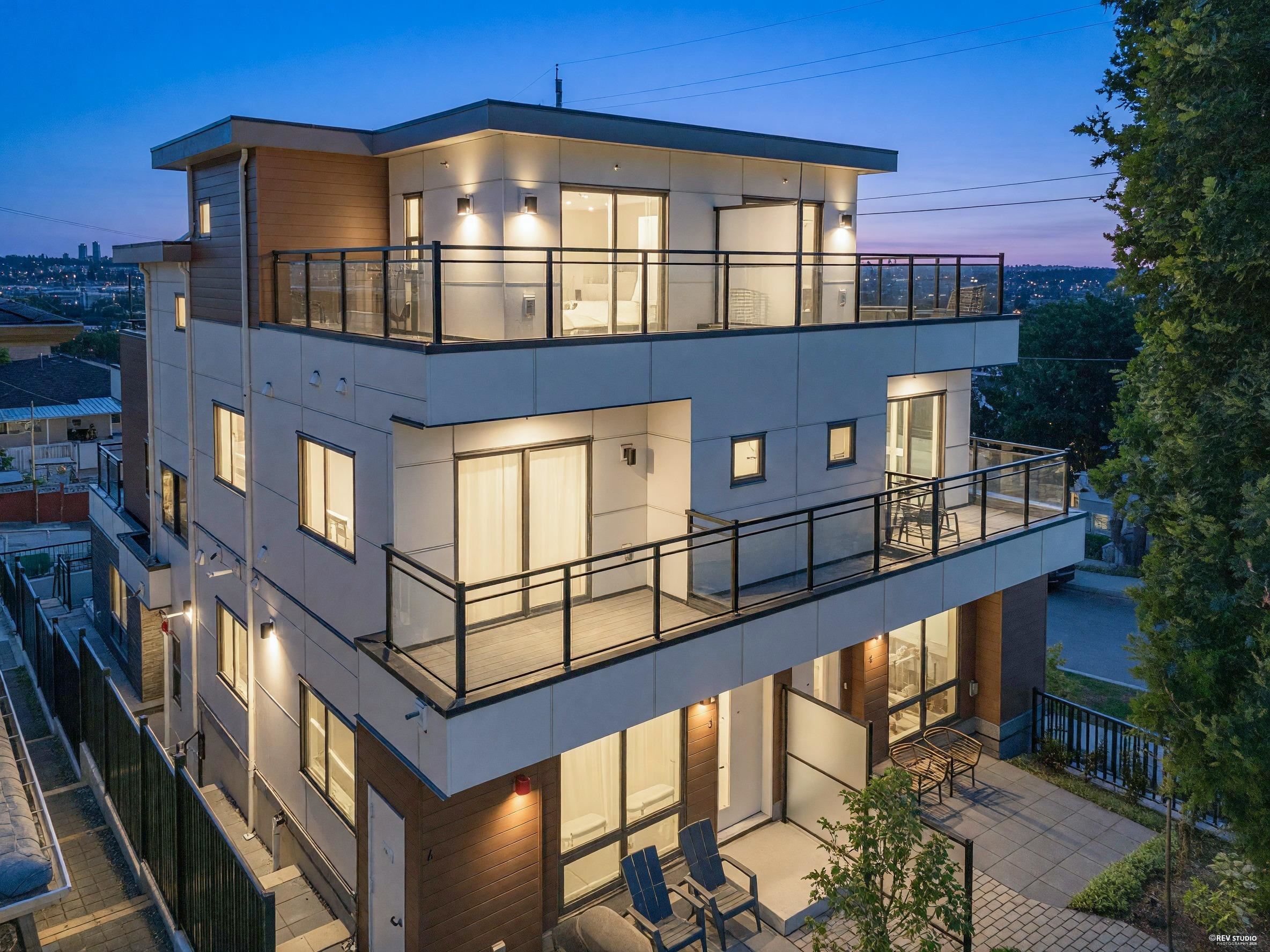 4 3800 PENDER STREET, R3171115, BC,