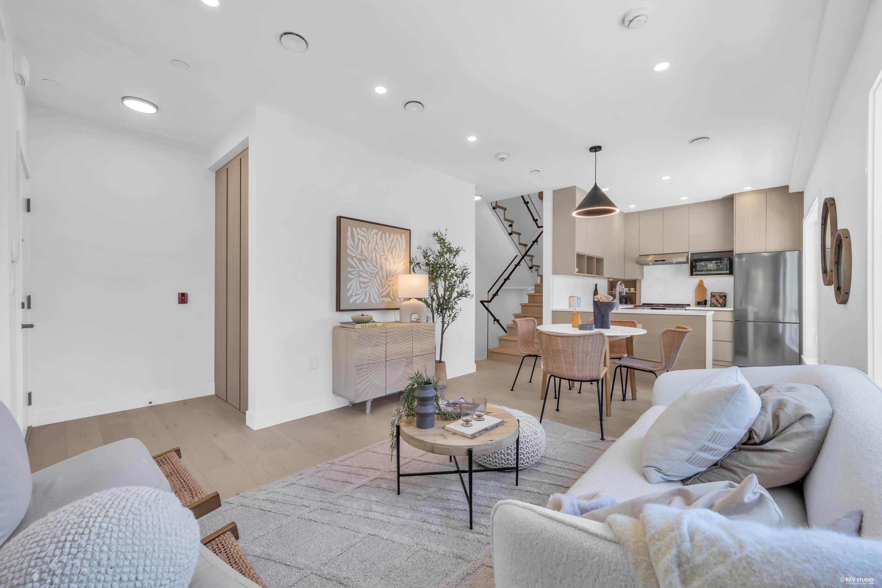 2 3800 PENDER STREET, R3171118, BC,