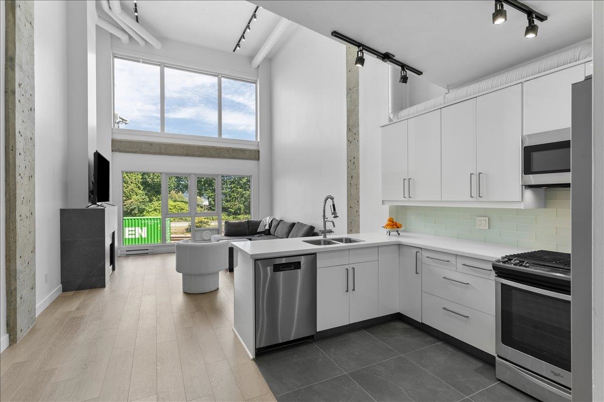 309 27 ALEXANDER STREET, R3171146, BC,