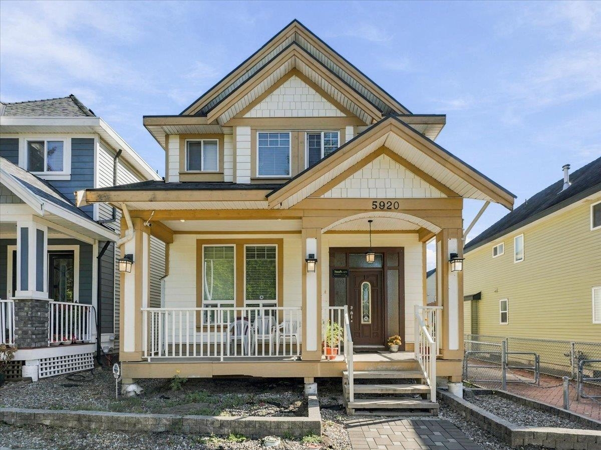 5920 131 STREET, Surrey BC V3X 0G4, R3171218, BC,