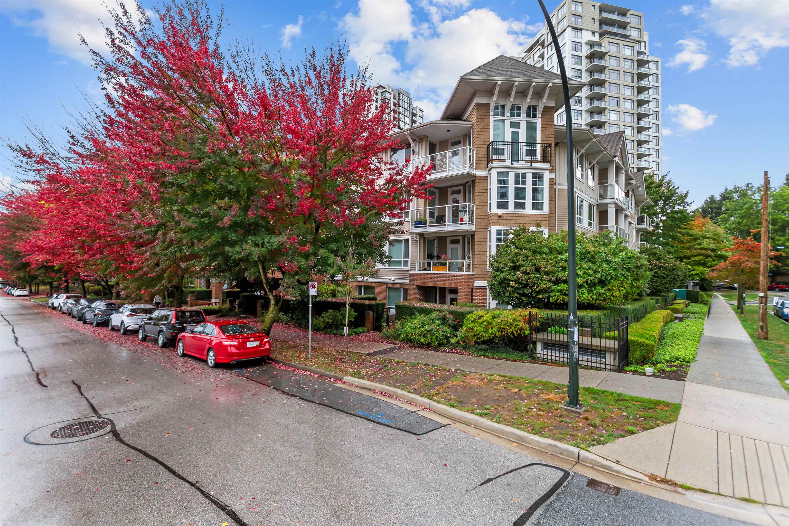 408 3651 FOSTER AVENUE, R3171298, BC,
