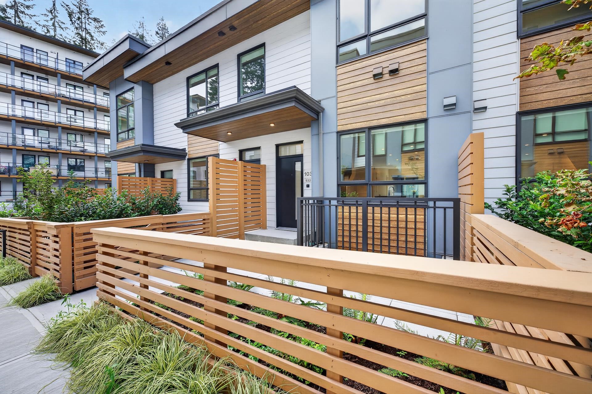 103 932 LYTTON STREET, R3171424, BC,