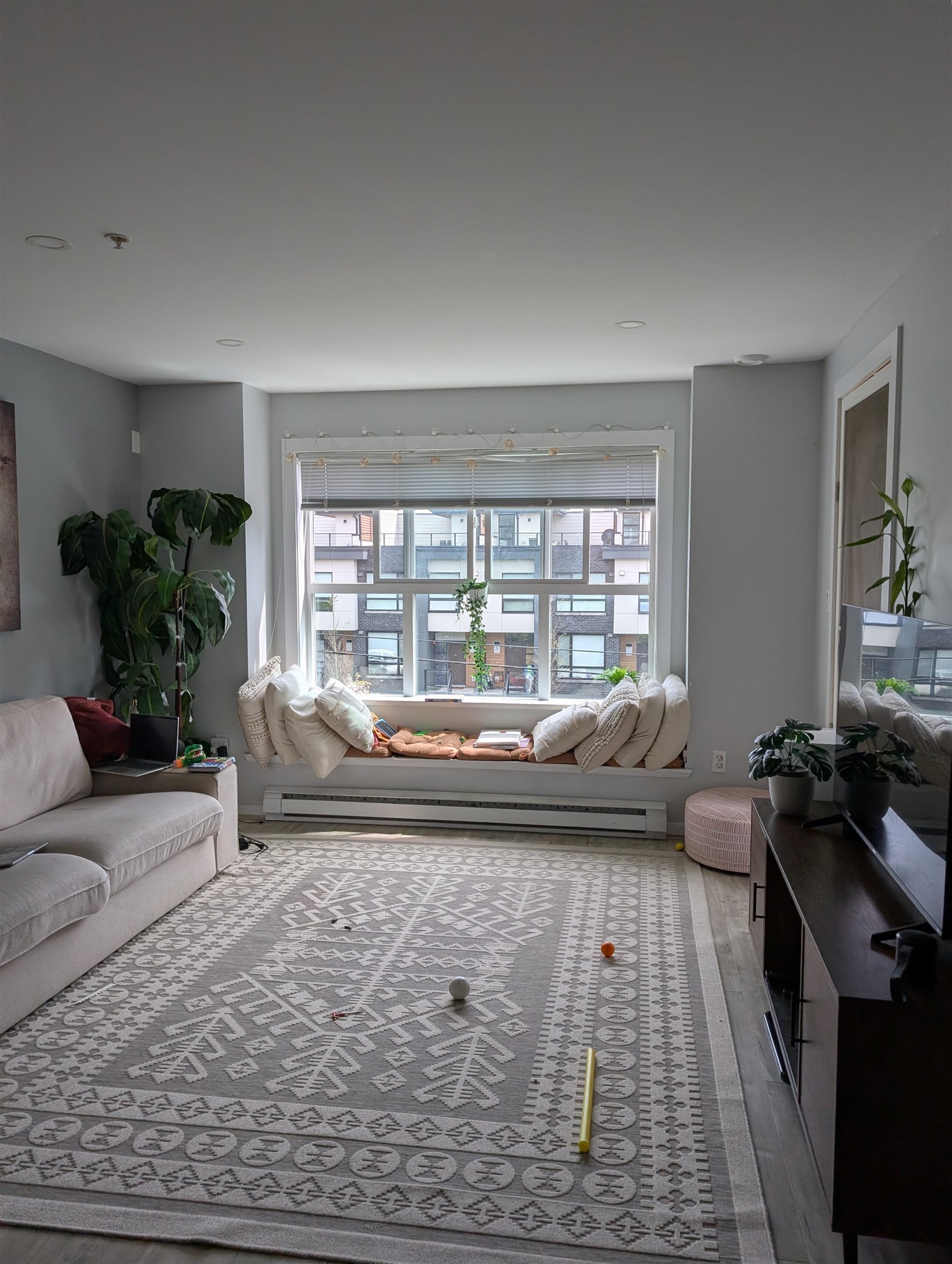 309 5889 IRMIN STREET, R3171508, BC,