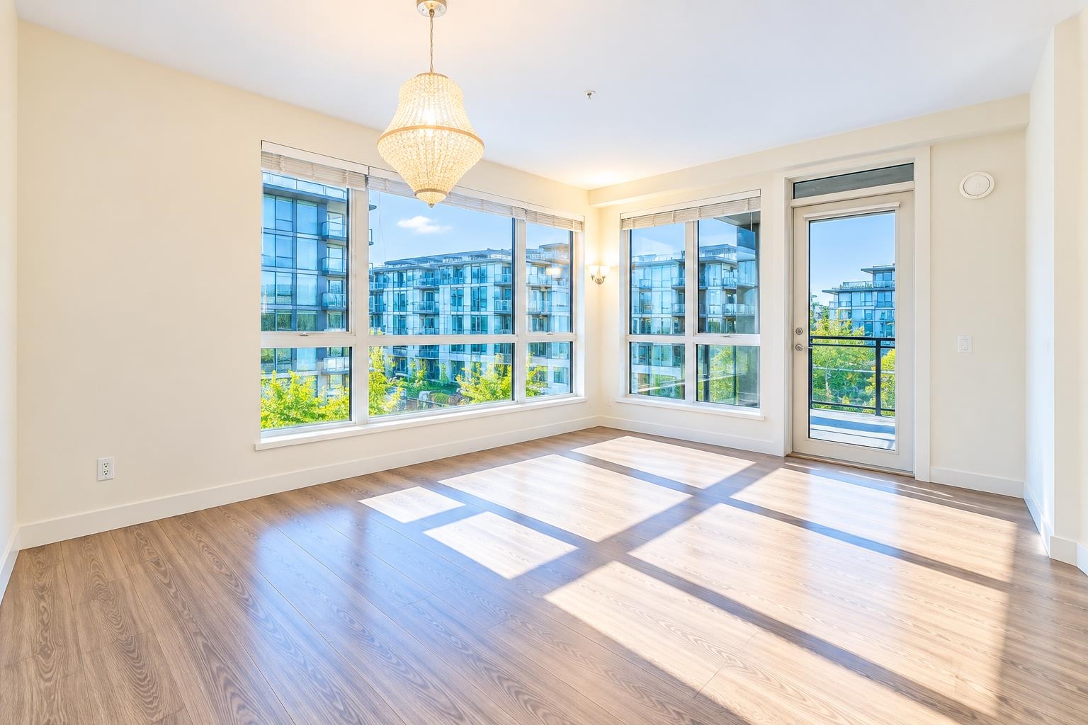 315 5981 GRAY AVENUE, R3171525, BC,