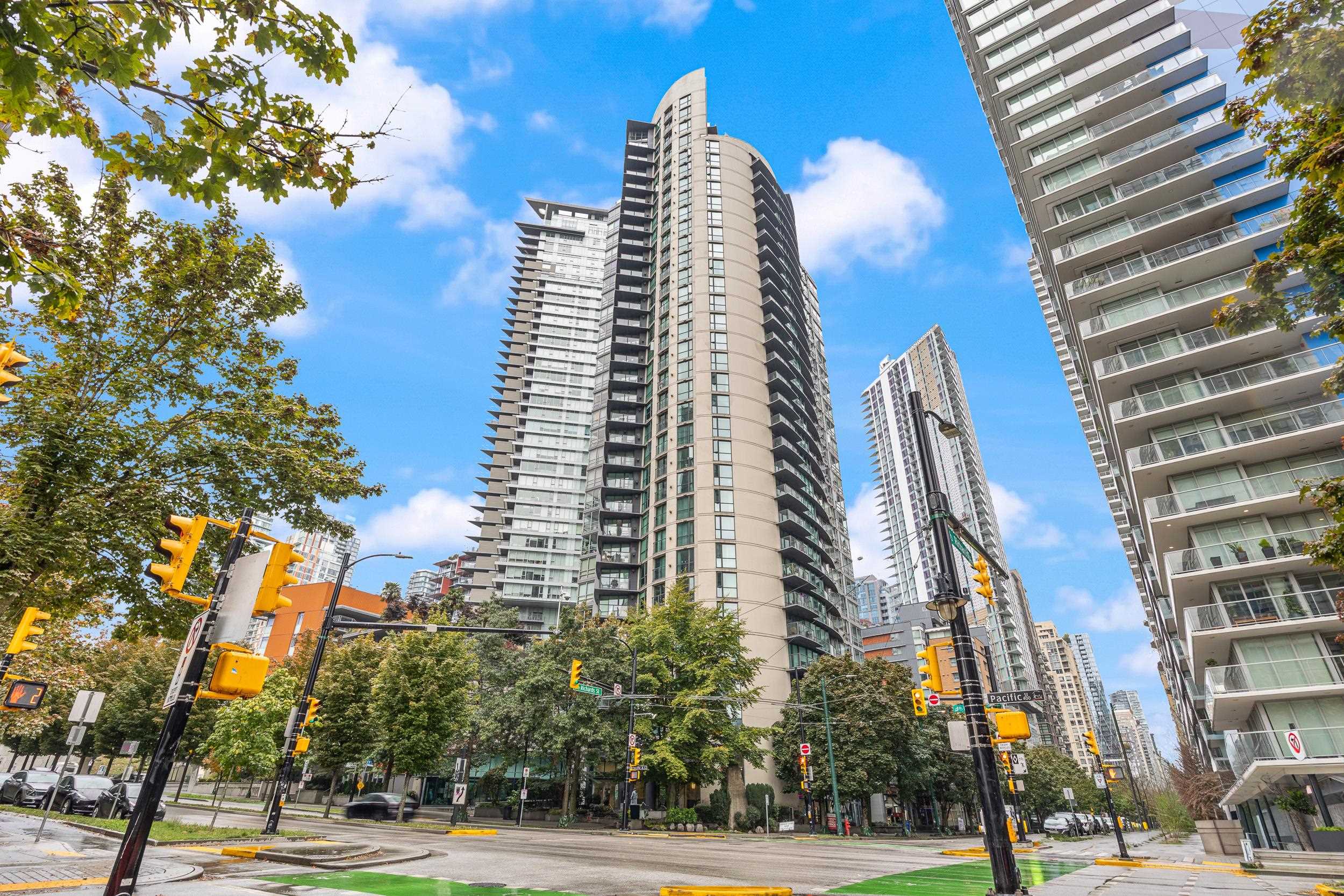 203 501 PACIFIC STREET, R3171628, BC,