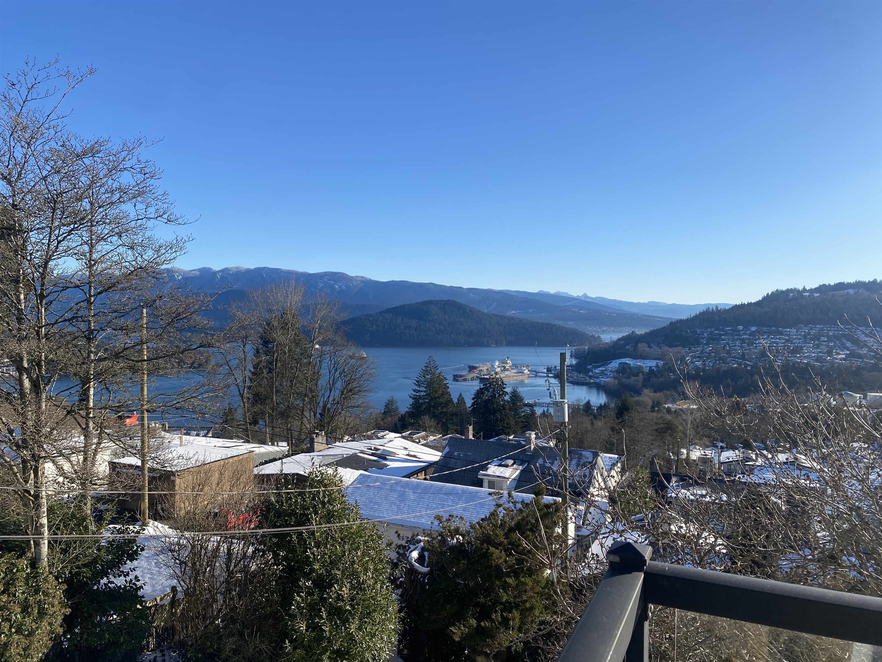190 N ELLESMERE AVENUE, Burnaby BC V5B 1J8, R3171984, BC,