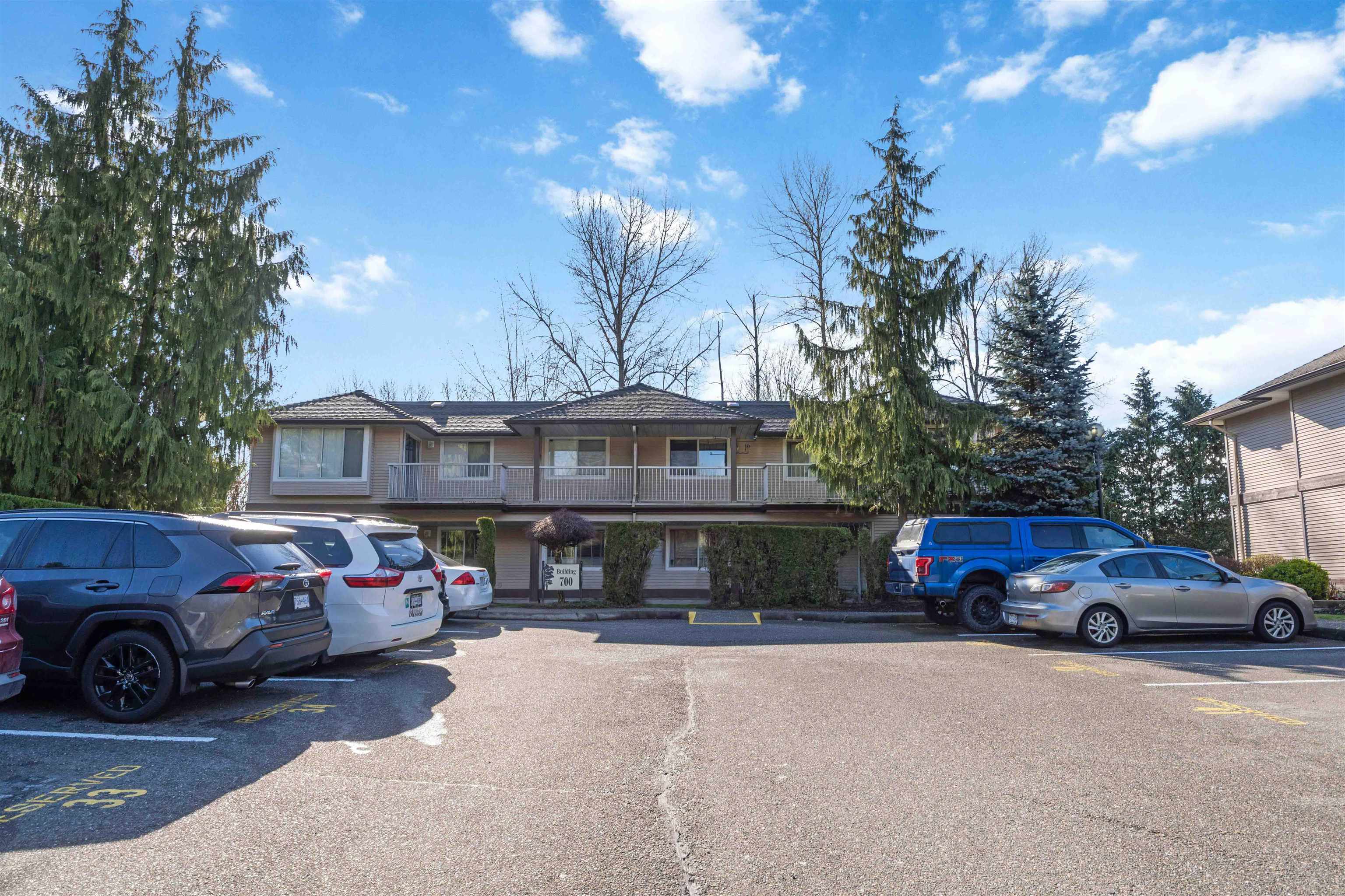 706 1750 MCKENZIE ROAD, R3172027, BC,