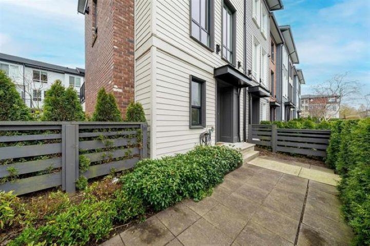 8 15828 27 AVENUE, R3172043, BC,