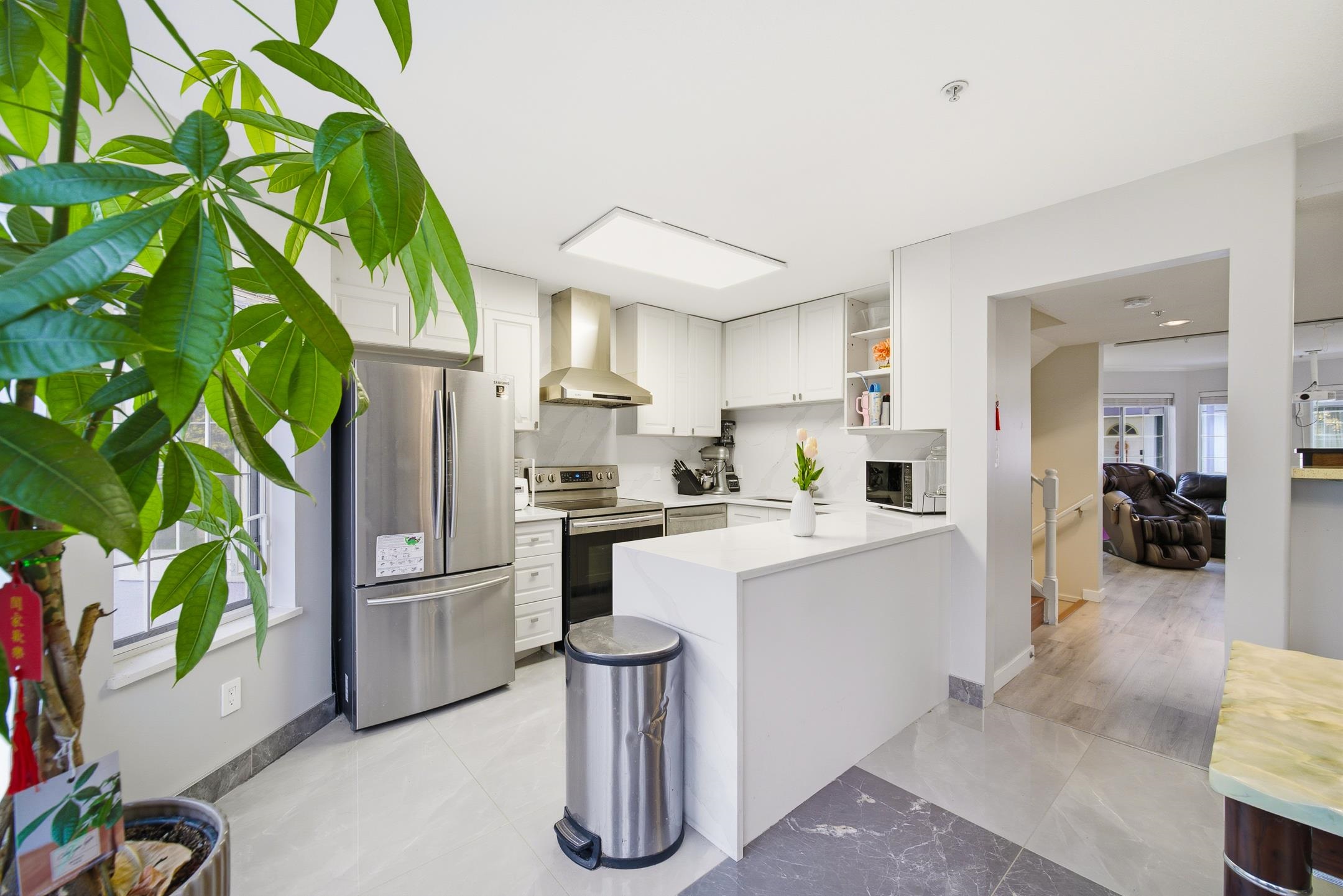 18 8711 JONES ROAD, R3172078, BC,