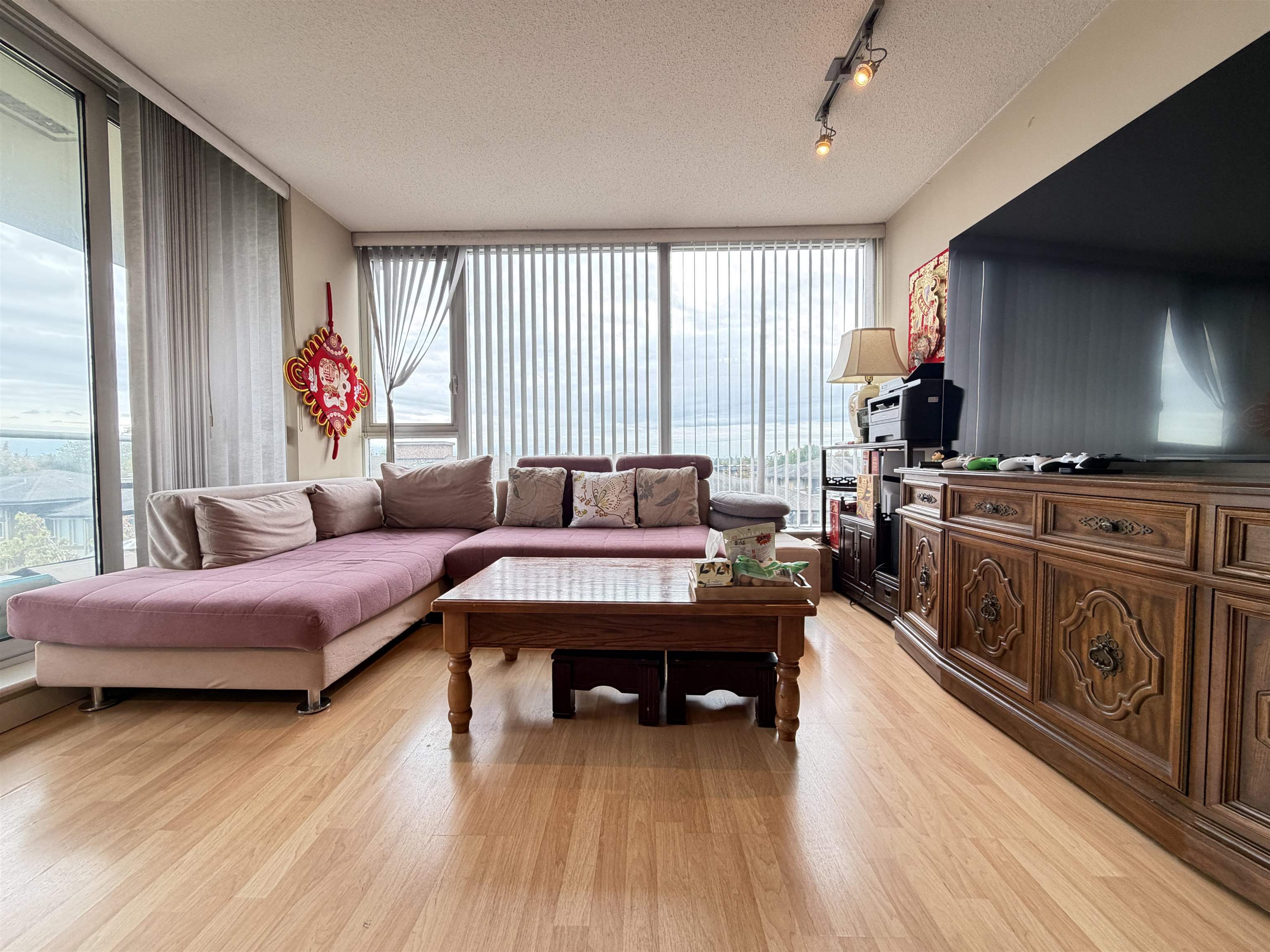 803 5068 KWANTLEN STREET, R3172161, BC,