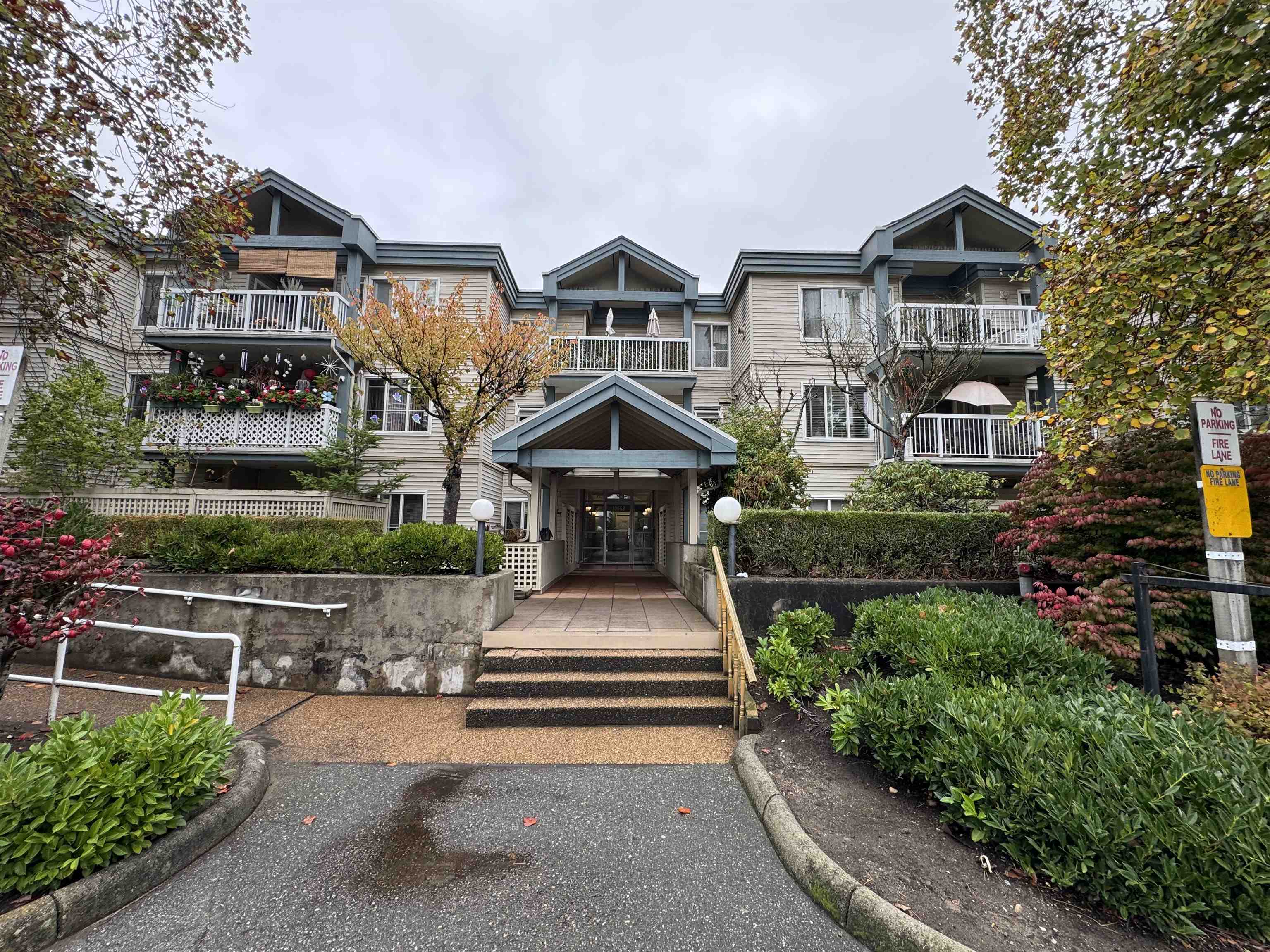MLS® listing #R3172171 for sale located at 302 10668 138 ST