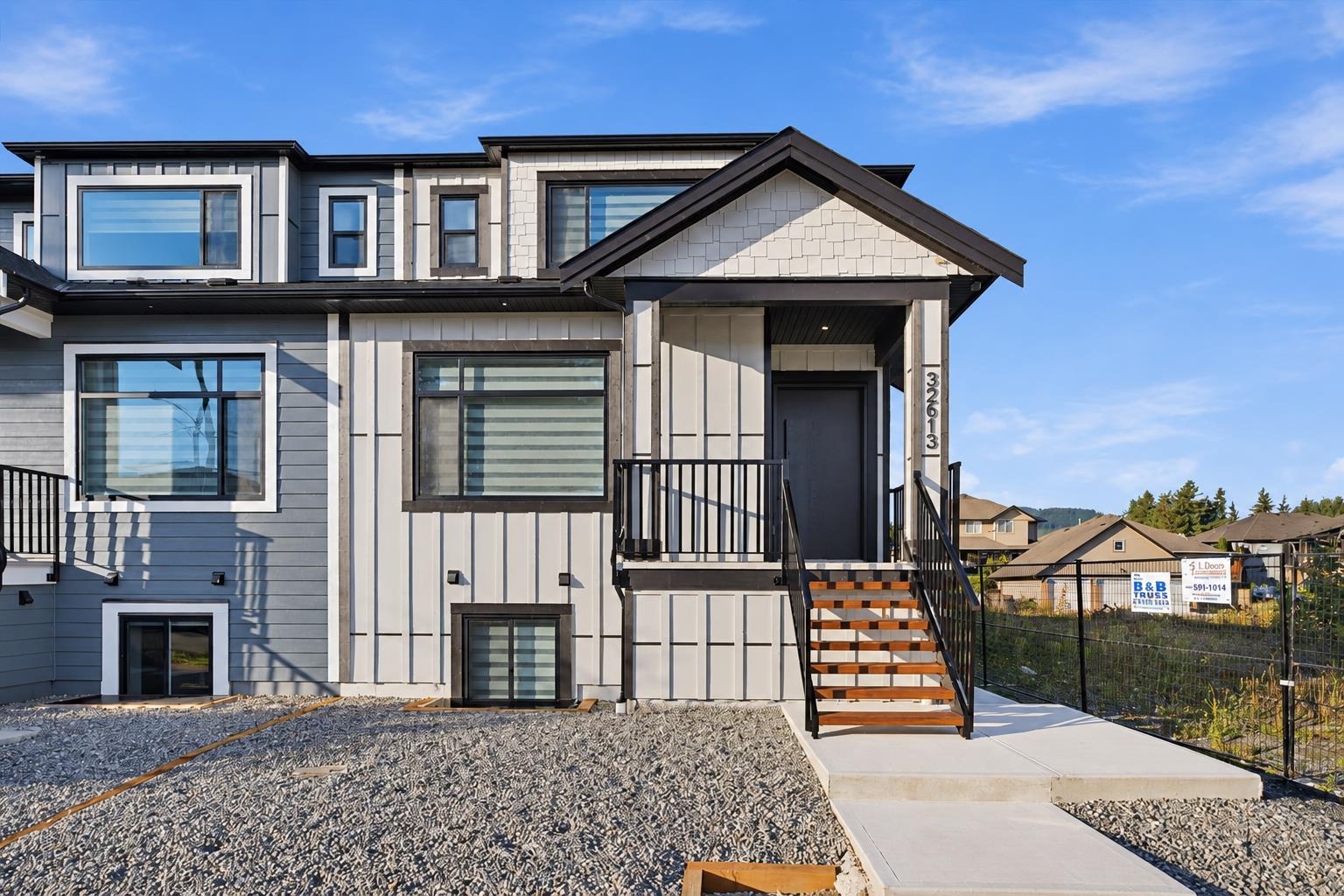 32613 CHERRY AVENUE, Mission BC V2V 2T8, R3172180, BC,