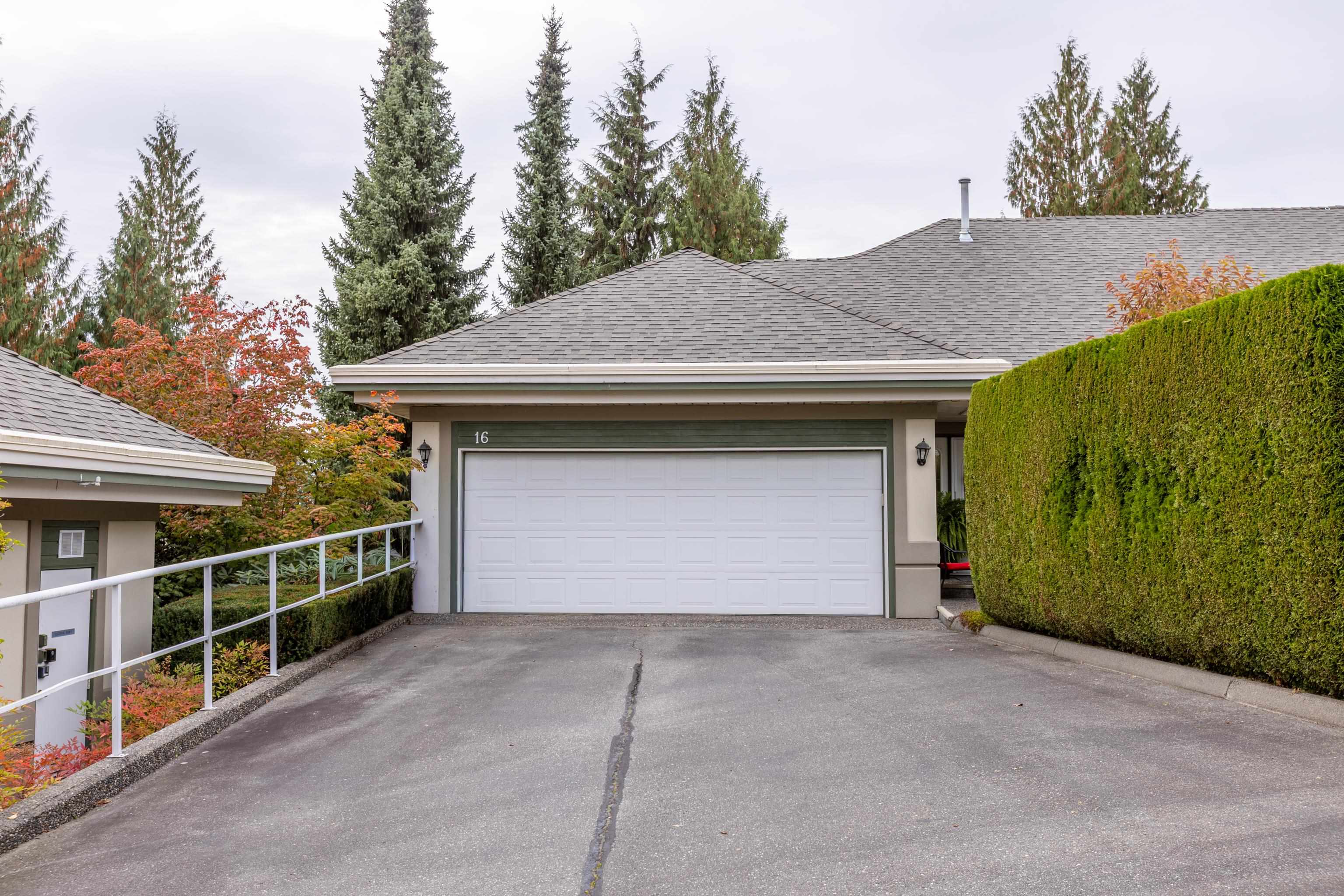 16 4001 OLD CLAYBURN ROAD, R3172184, BC,