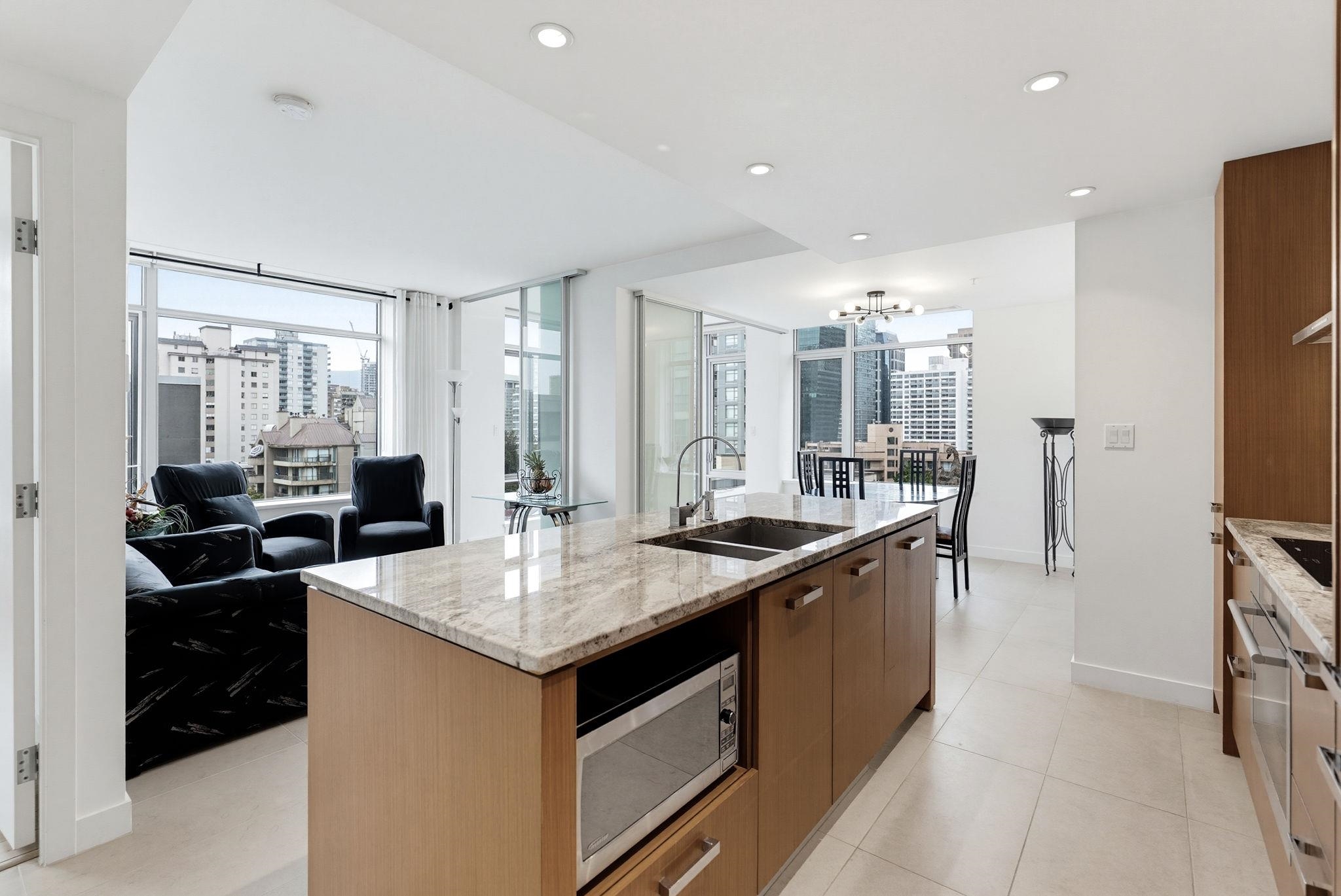 908 1028 BARCLAY STREET, R3172217, BC,