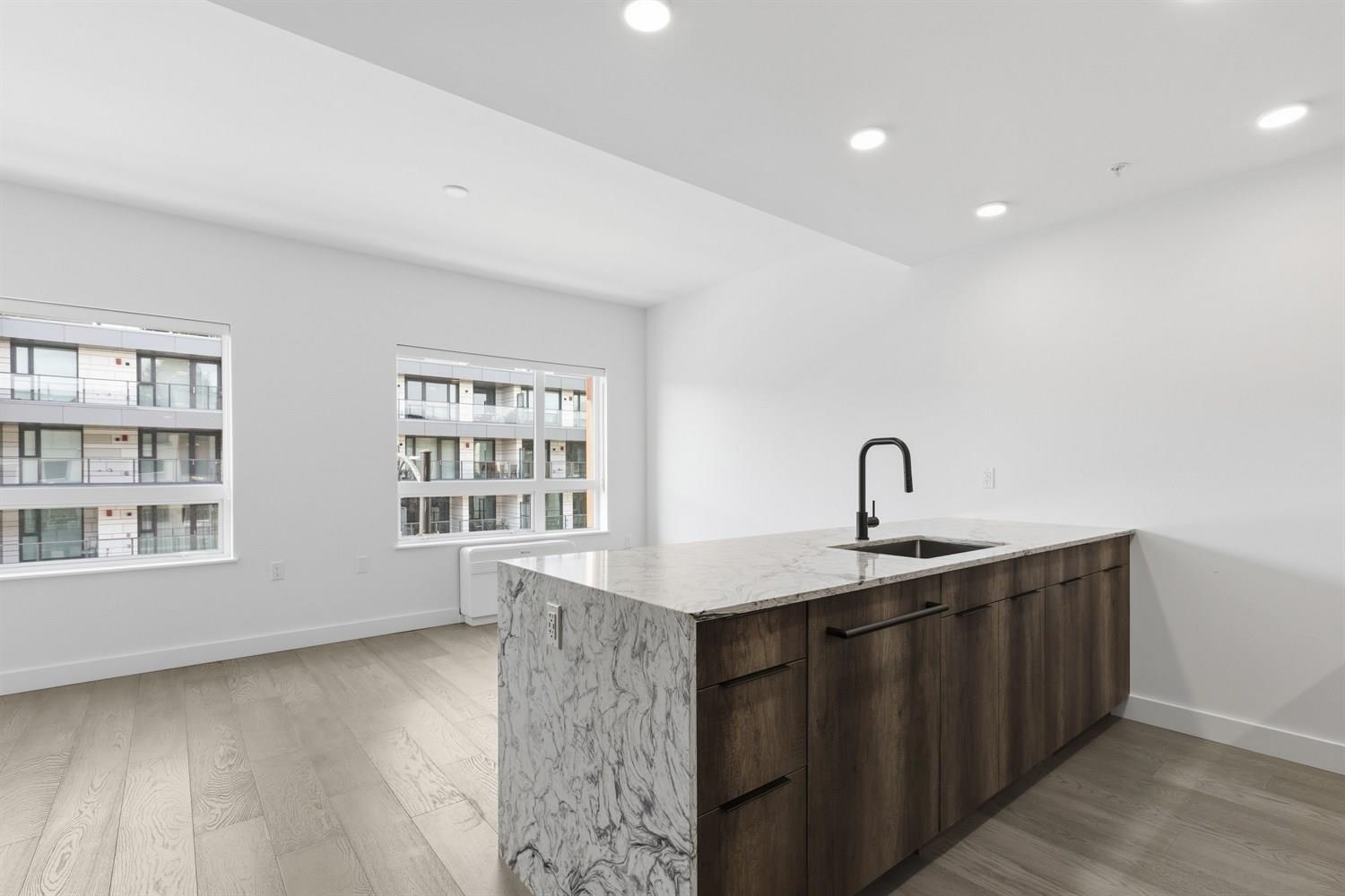 306 3590 39TH AVENUE, R3172232, BC,