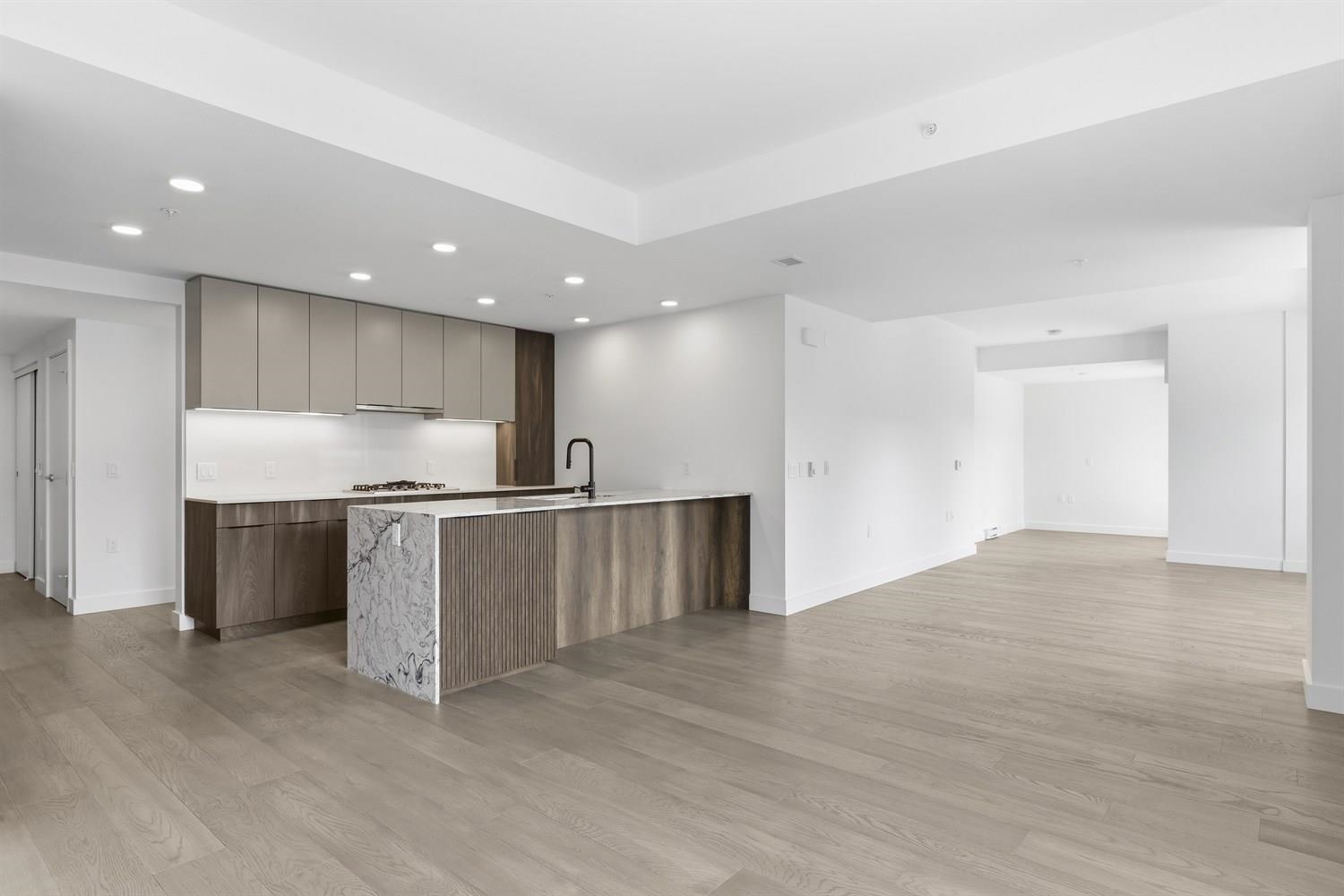 309 3590 39TH AVENUE, R3172237, BC,