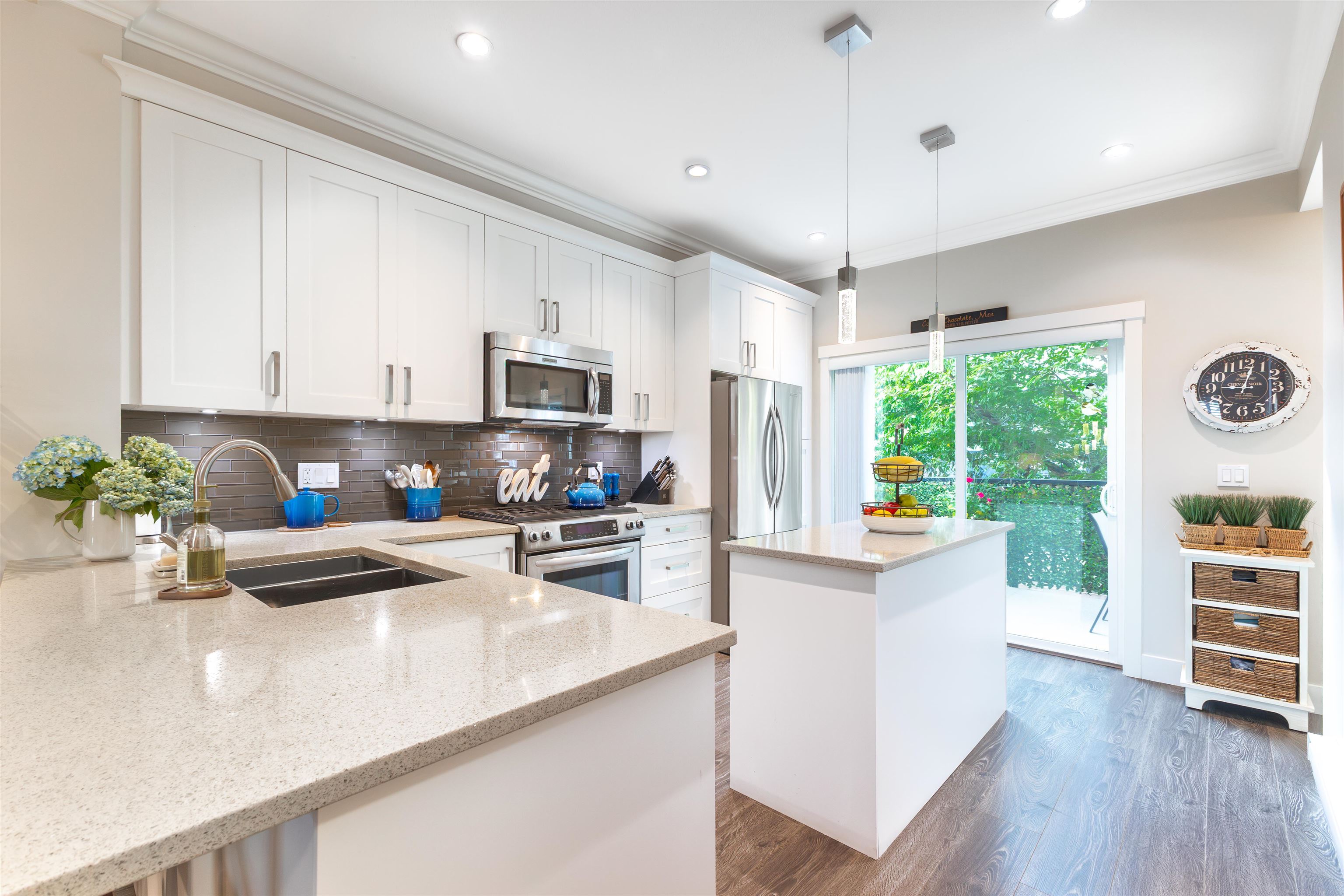 42 6591 195A STREET, R3172303, BC,