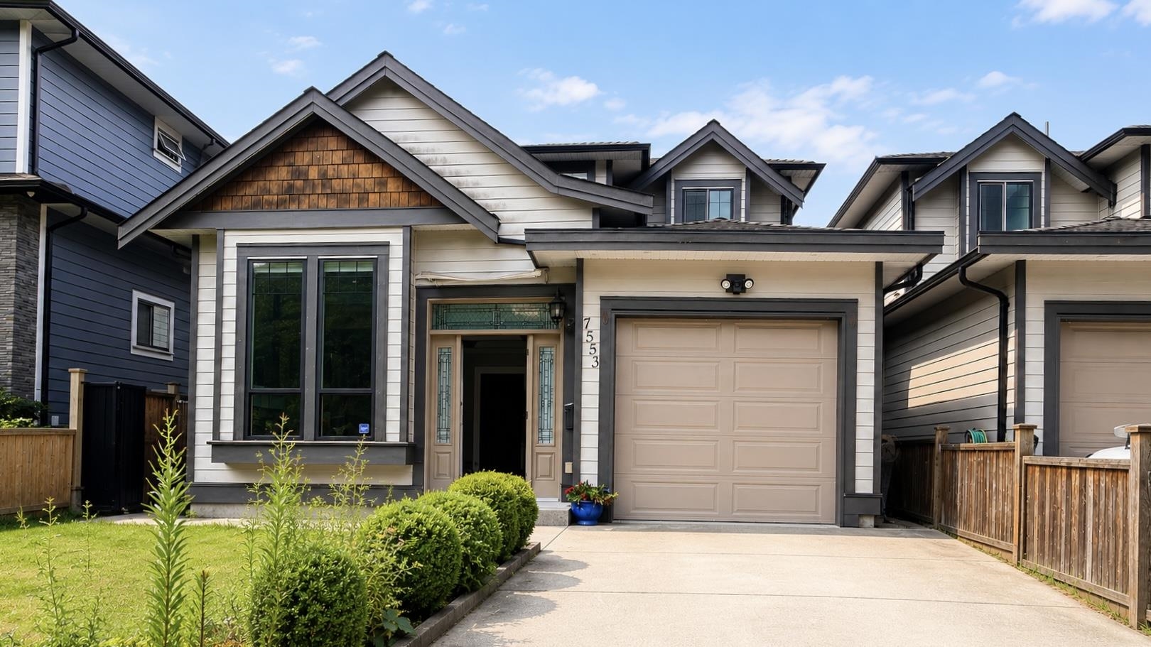 7553 NEWCOMBE STREET, Burnaby BC V3N 3V7, R3172505, BC,