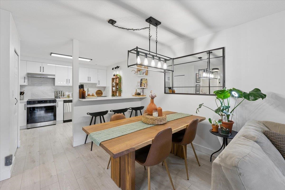 121 3 RIALTO COURT, R3172665, BC,