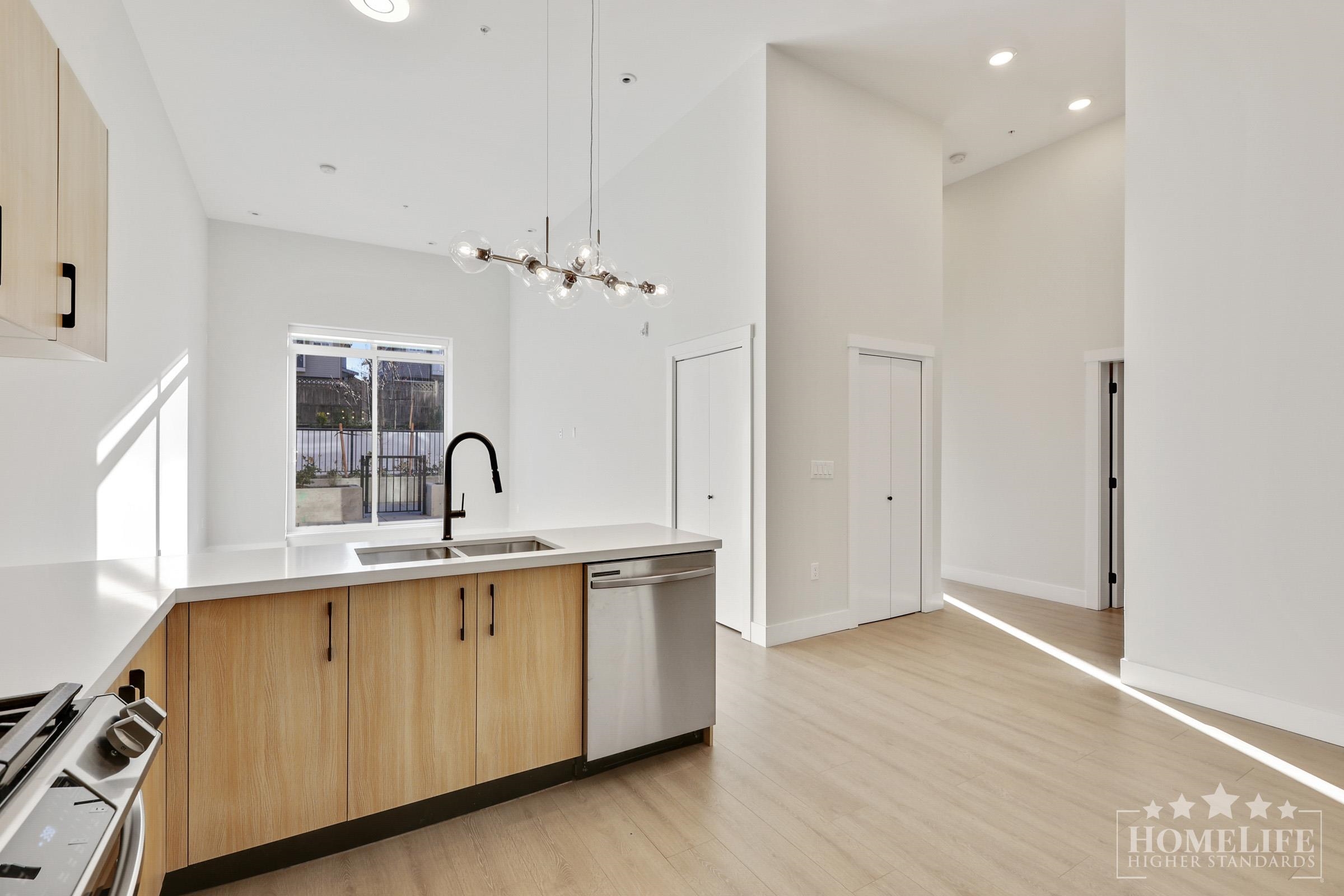 101 14858 60 AVENUE, R3172667, BC,