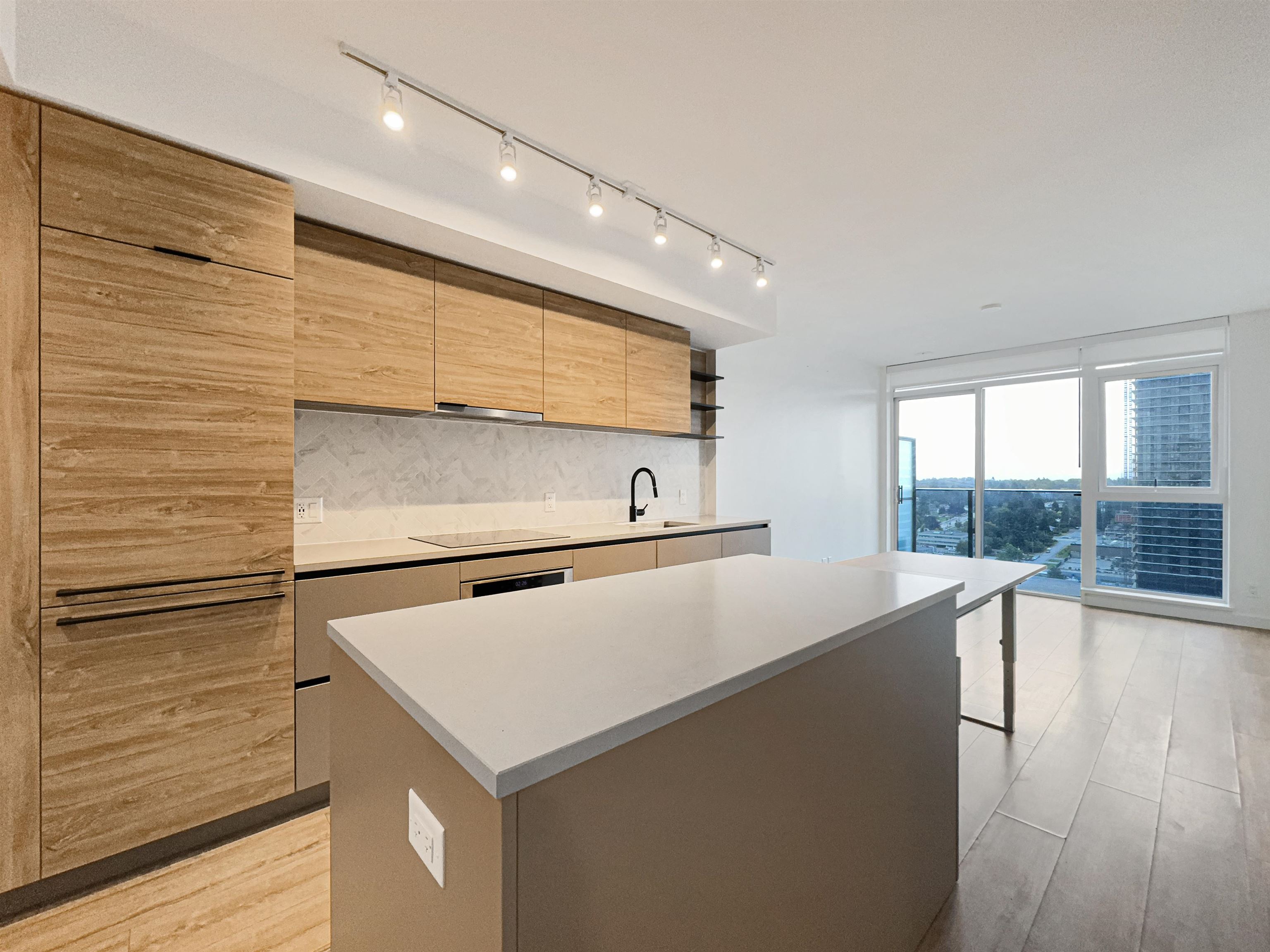 17xx 13428 105 AVENUE, R3172693, BC,