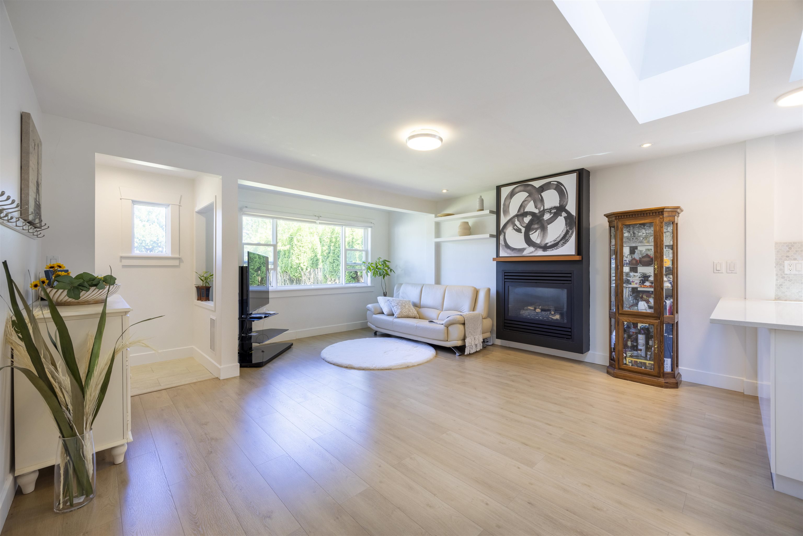 931 SPERLING AVENUE, Burnaby BC V5B 4H7, R3172716, BC,